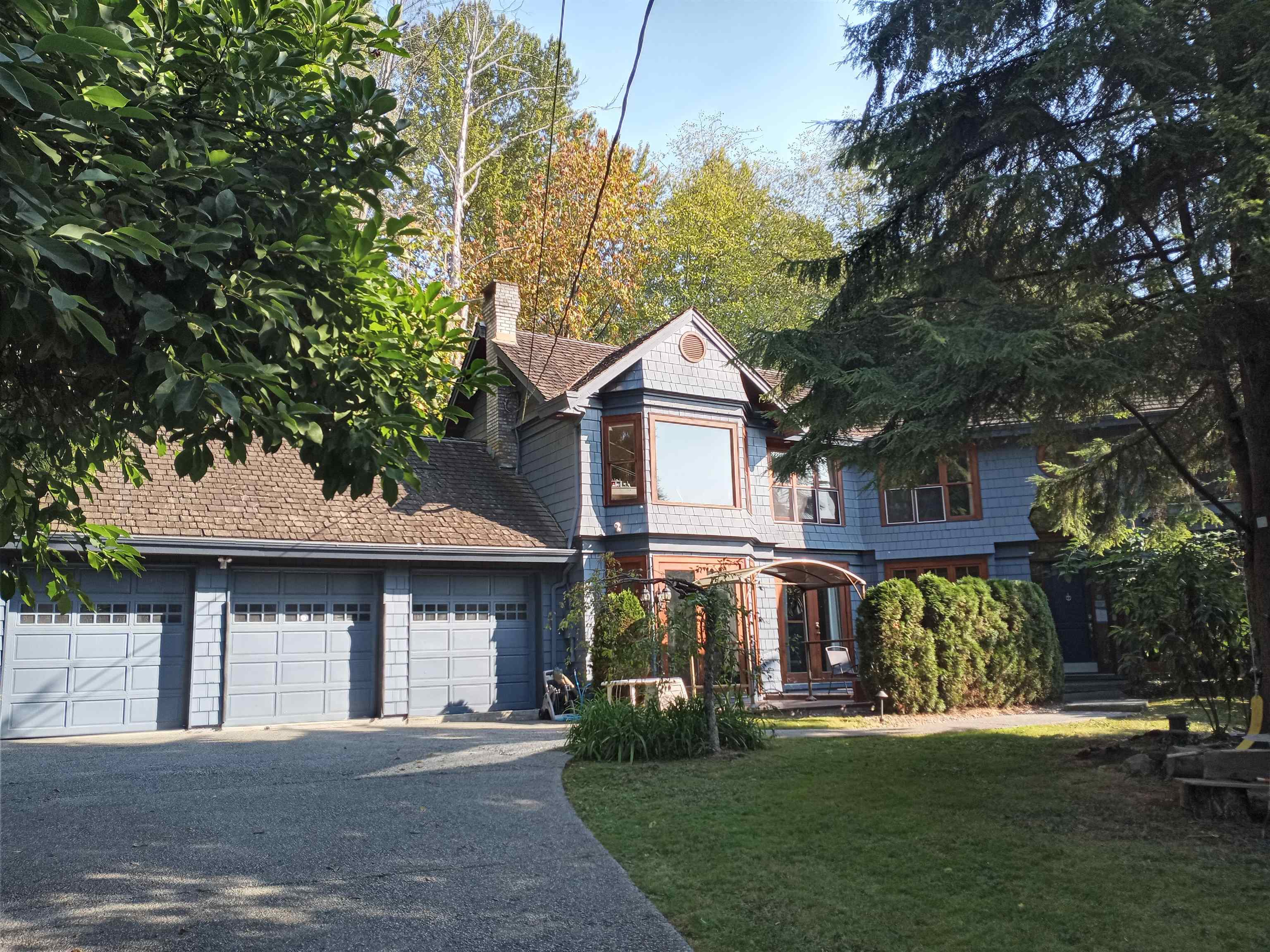 Listing image of 992 3RD STREET