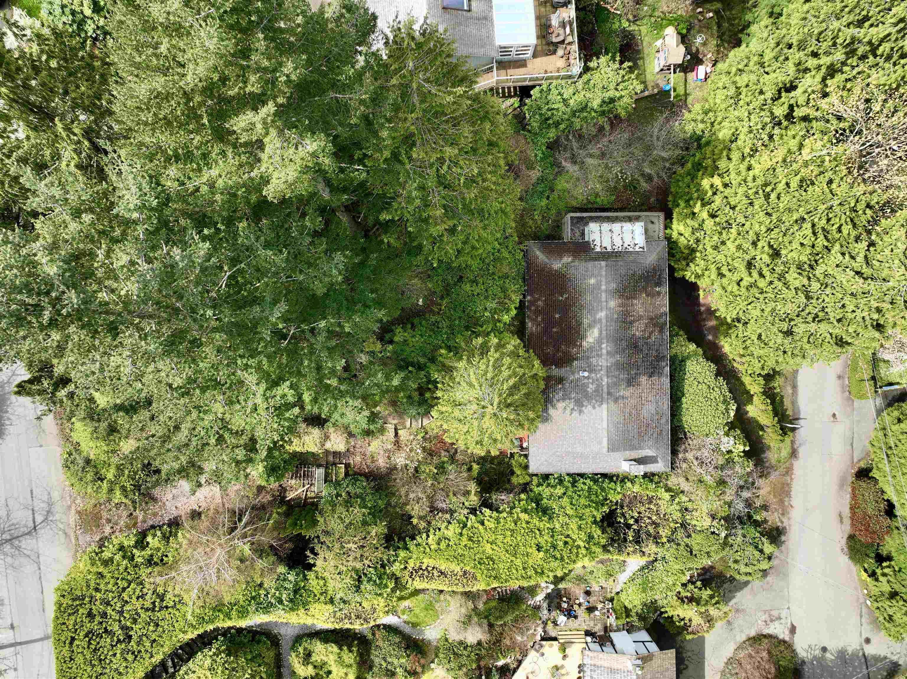 Listing image of 5686 KEITH ROAD