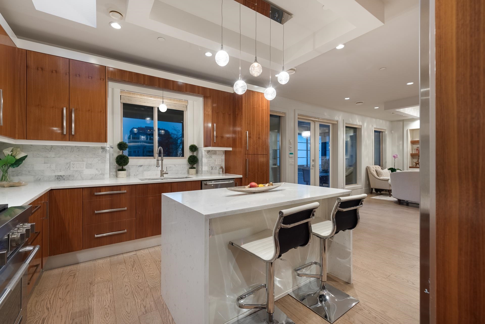 Listing image of 1450 FULTON AVENUE