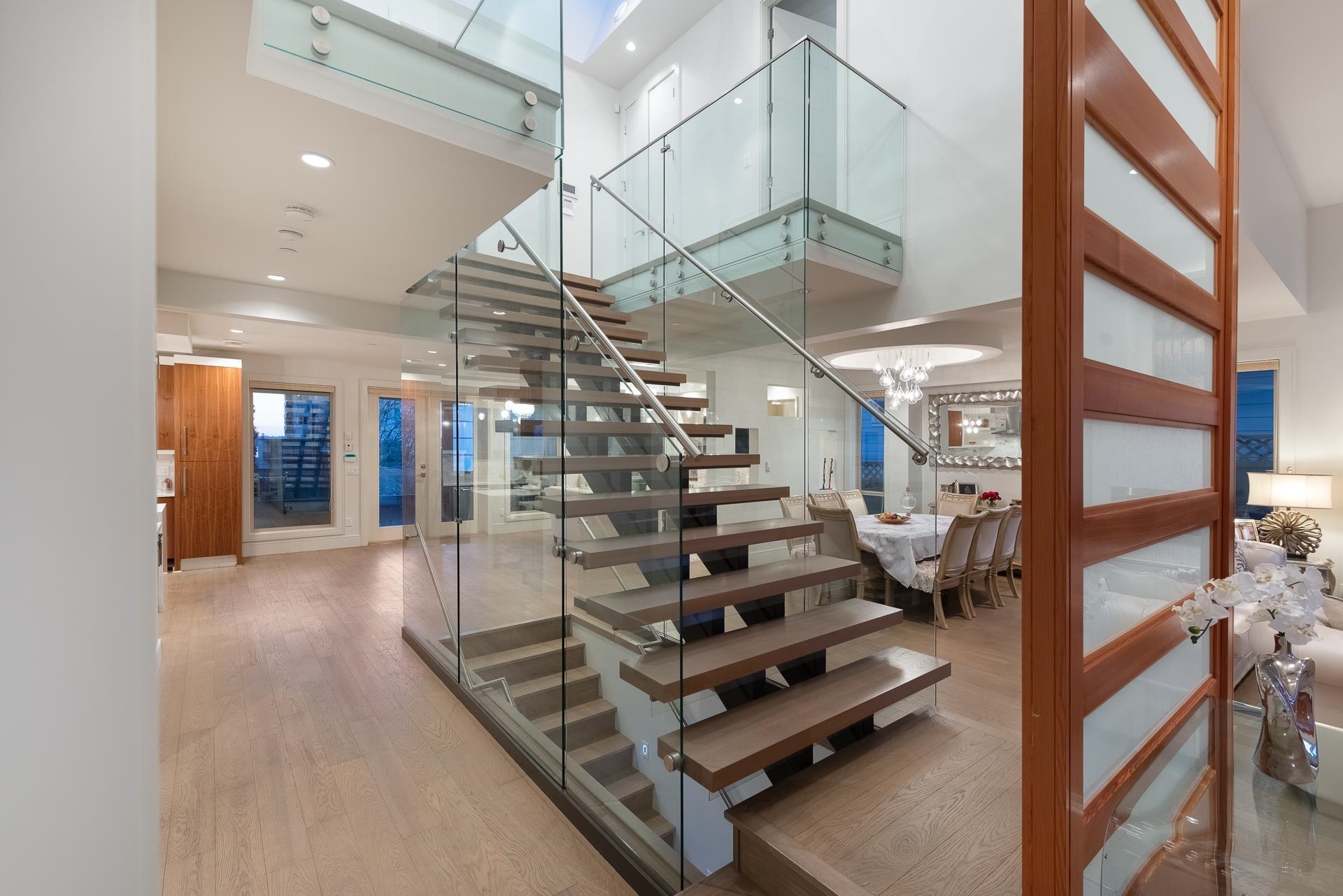 Listing image of 1450 FULTON AVENUE