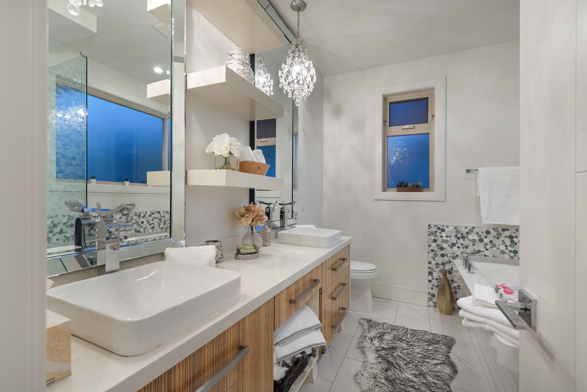 Listing image of 1450 FULTON AVENUE