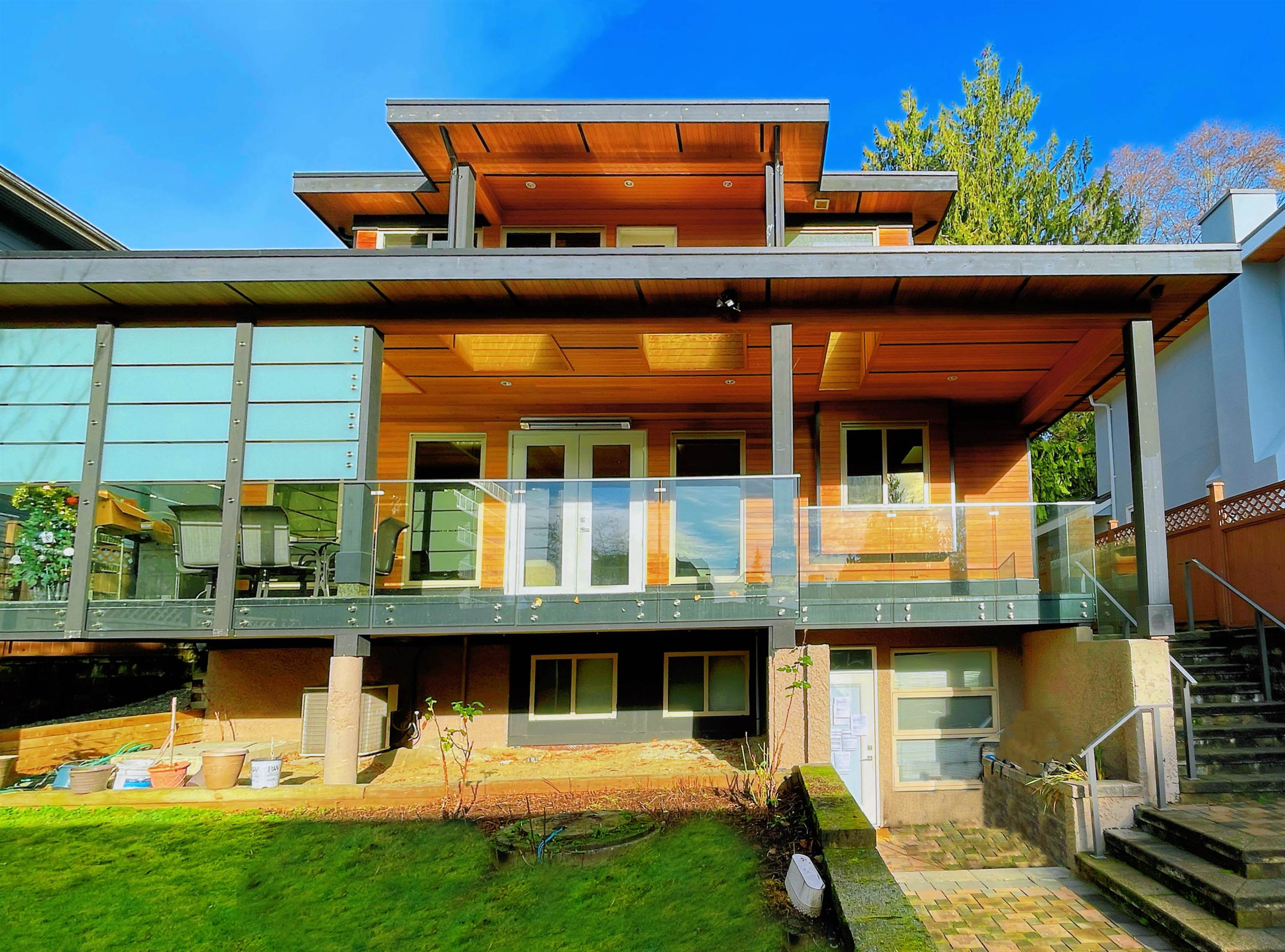 Listing image of 1450 FULTON AVENUE