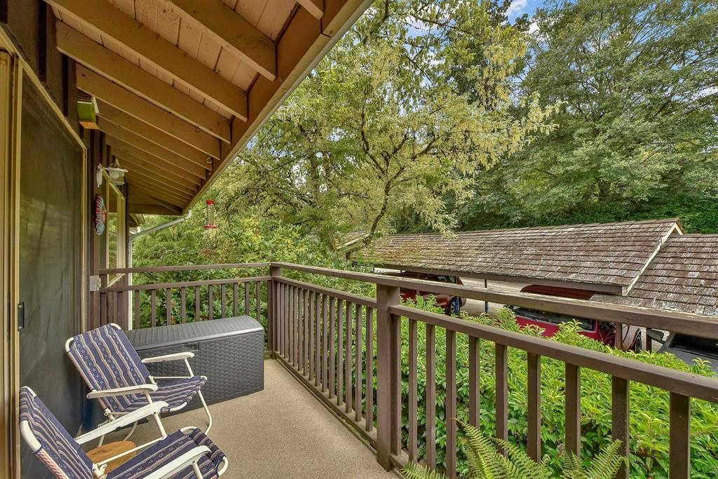 Listing image of 302 555 W 28TH STREET