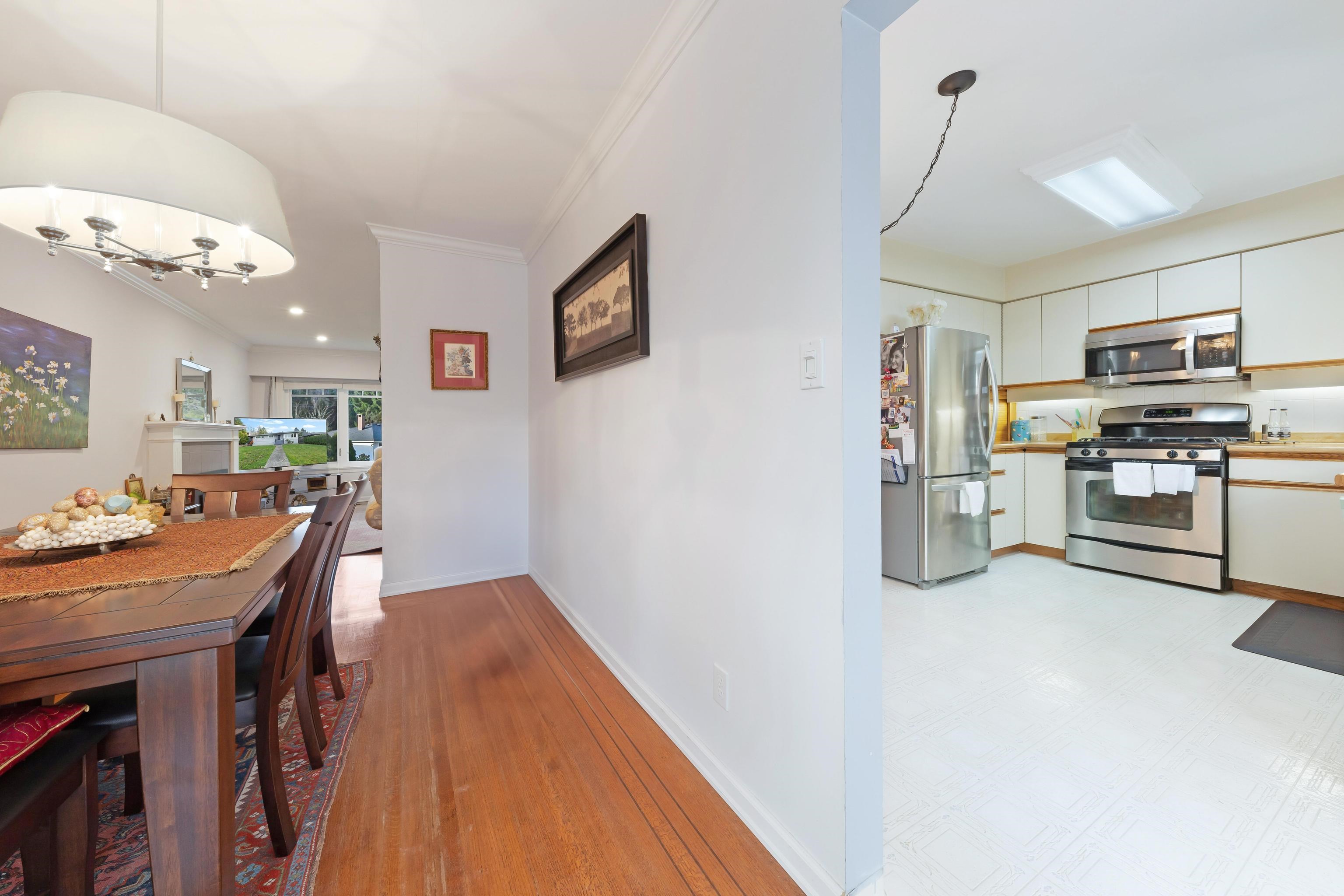 Listing image of 1820 LARSON ROAD