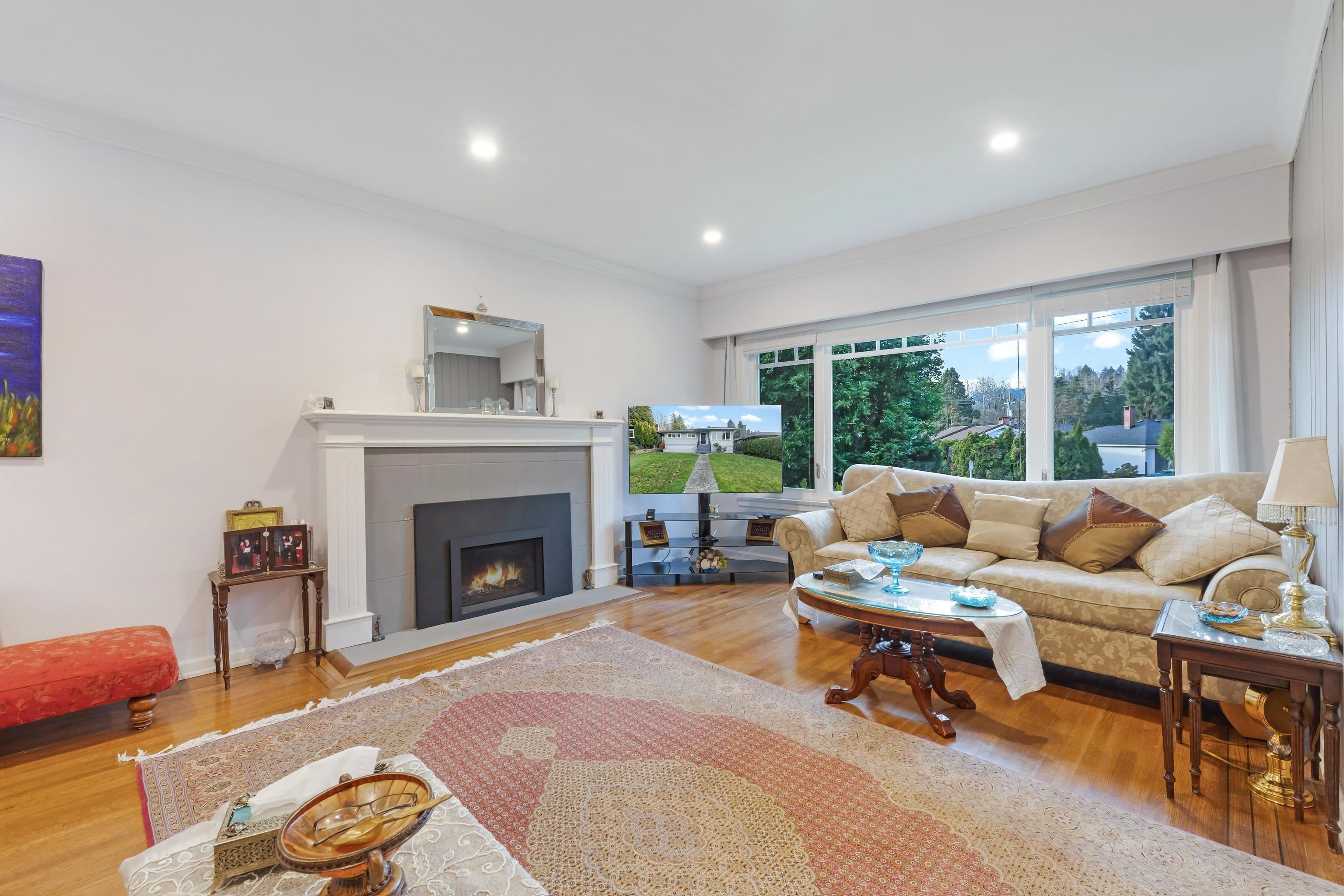 Listing image of 1820 LARSON ROAD