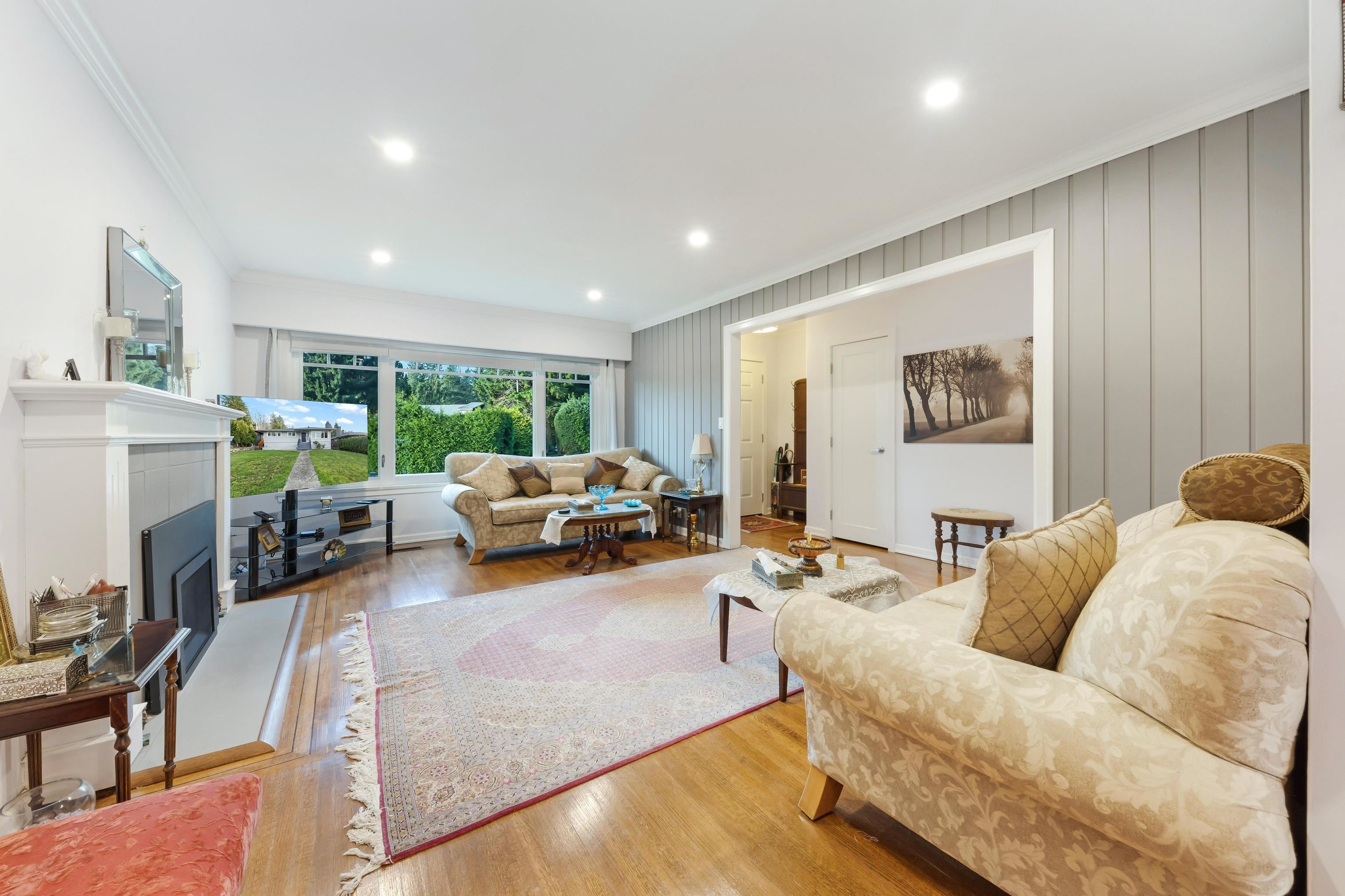 Listing image of 1820 LARSON ROAD