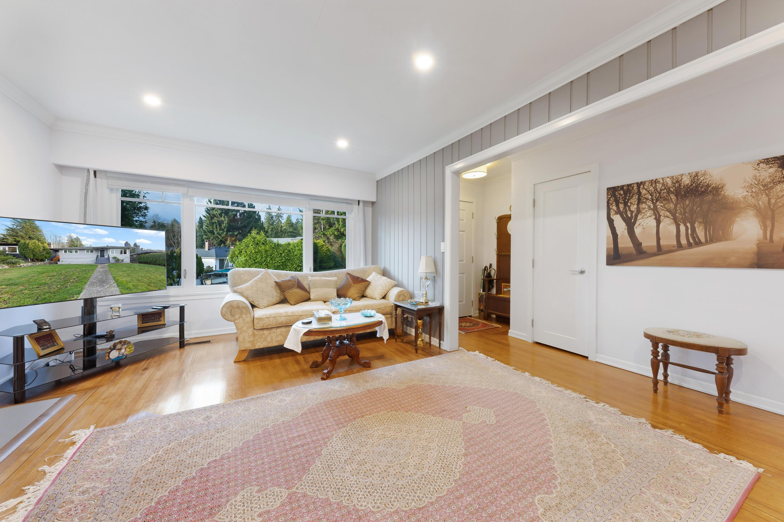 Listing image of 1820 LARSON ROAD