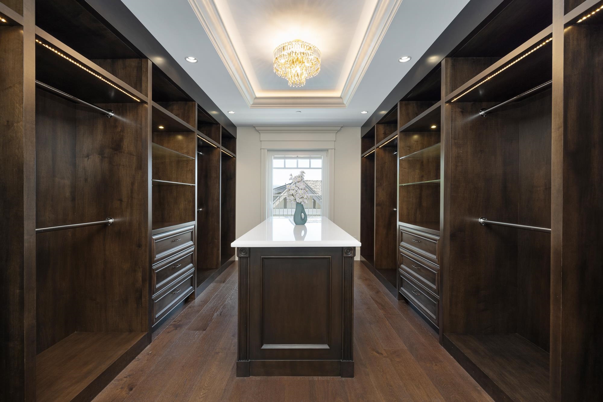 Listing image of 1365 WHITBY ROAD