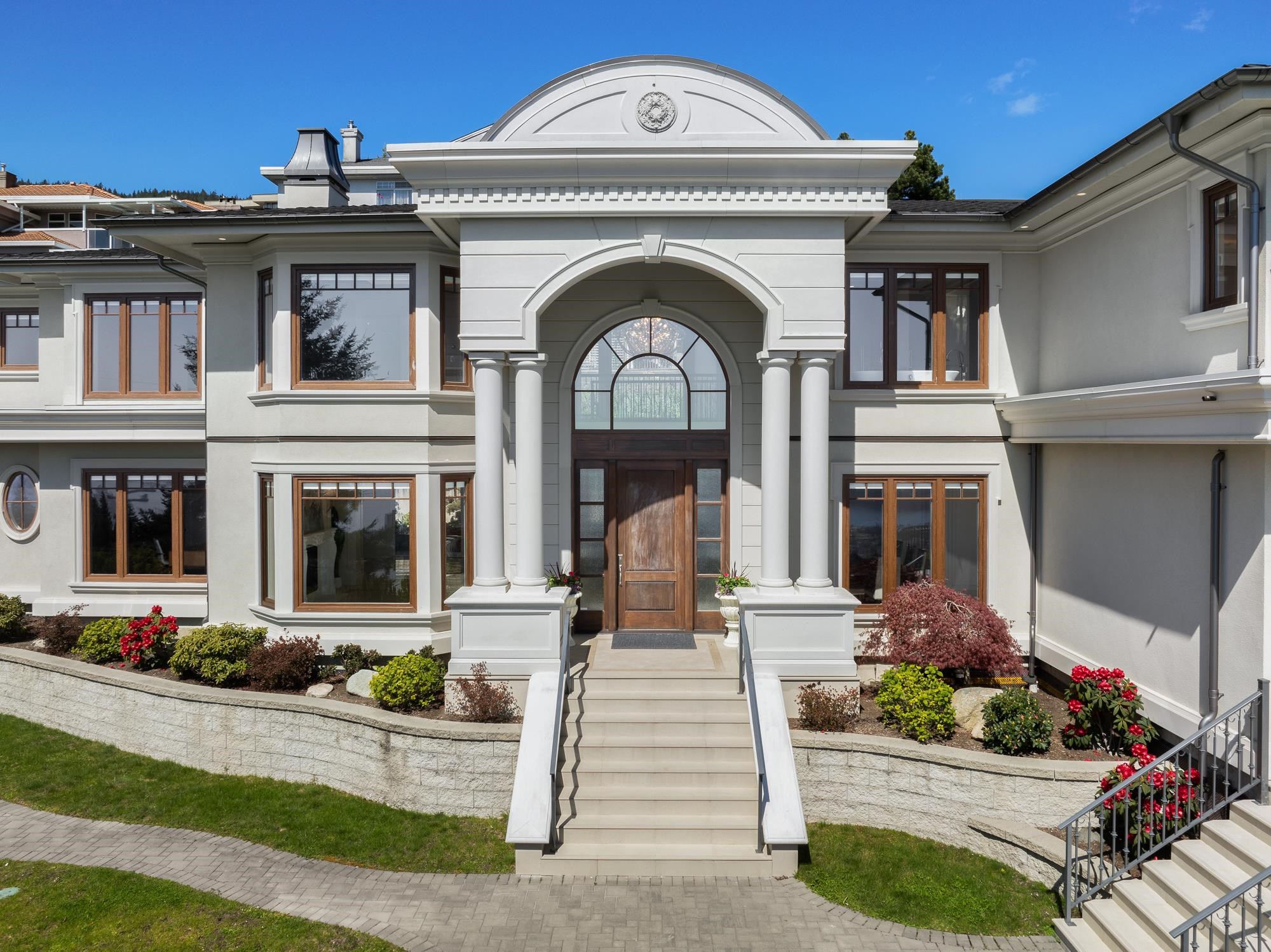Listing image of 1365 WHITBY ROAD