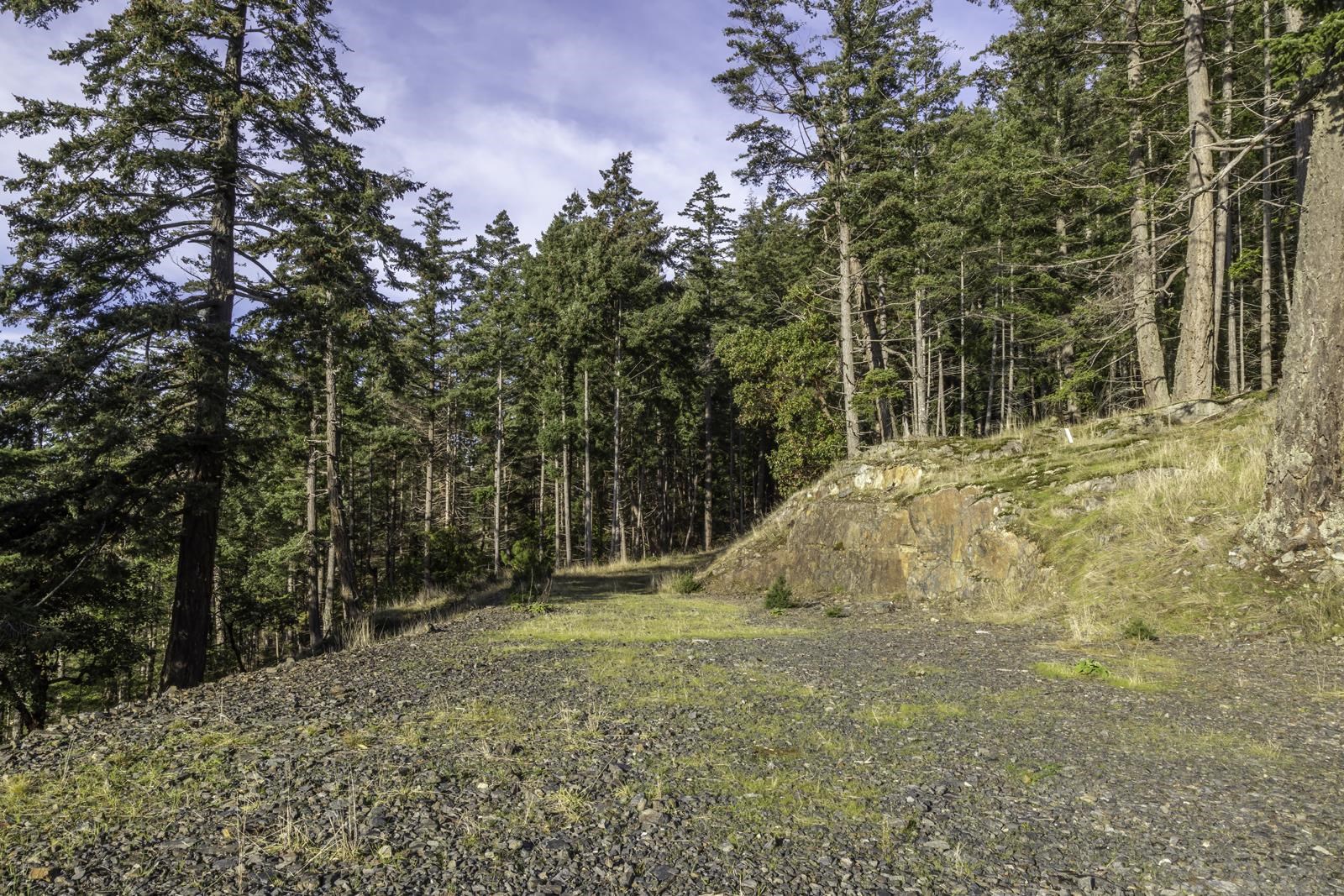 Listing image of 1860 LIGHTHOUSE LANE