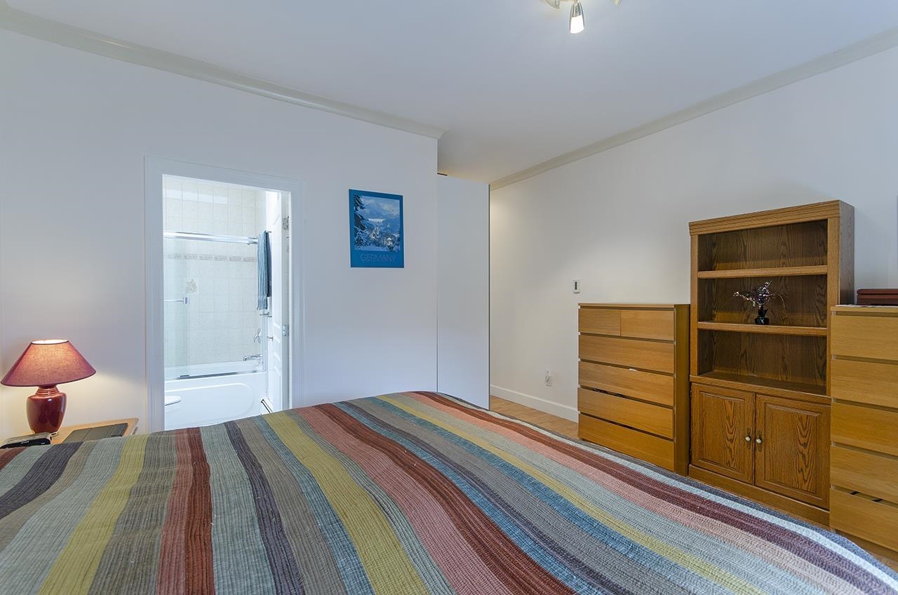 Listing image of 522 E 4TH STREET