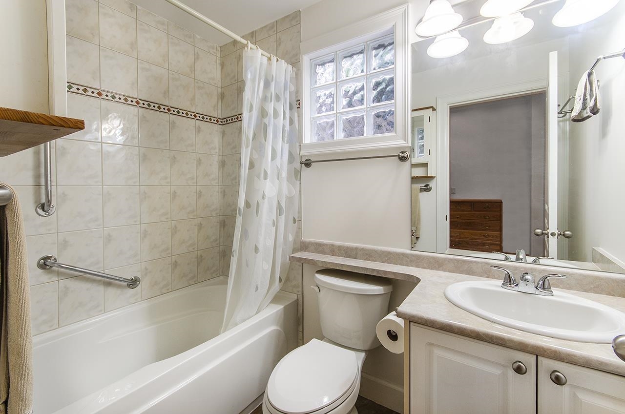 Listing image of 522 E 4TH STREET