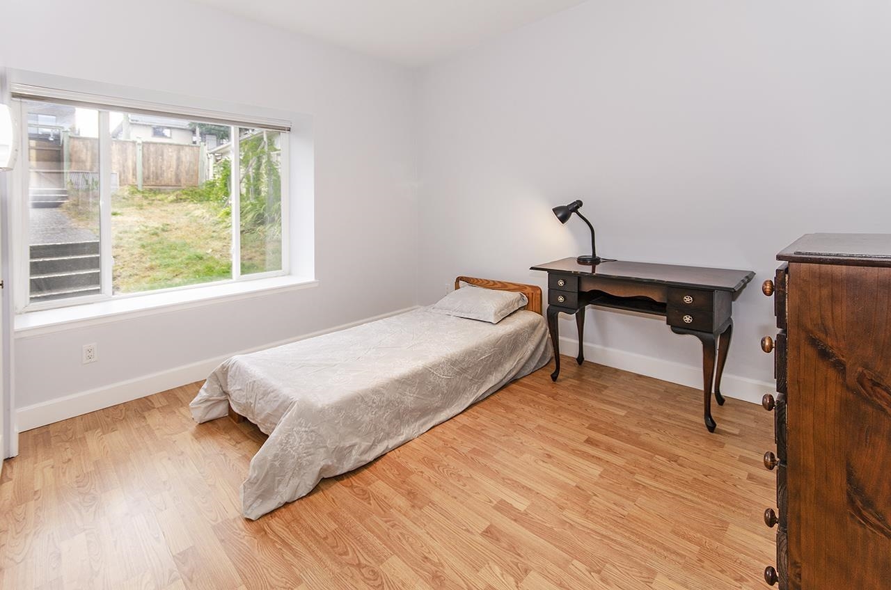 Listing image of 522 E 4TH STREET