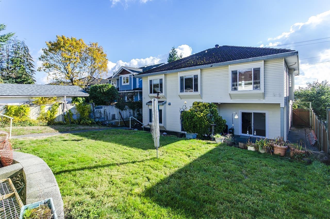 Listing image of 522 E 4TH STREET