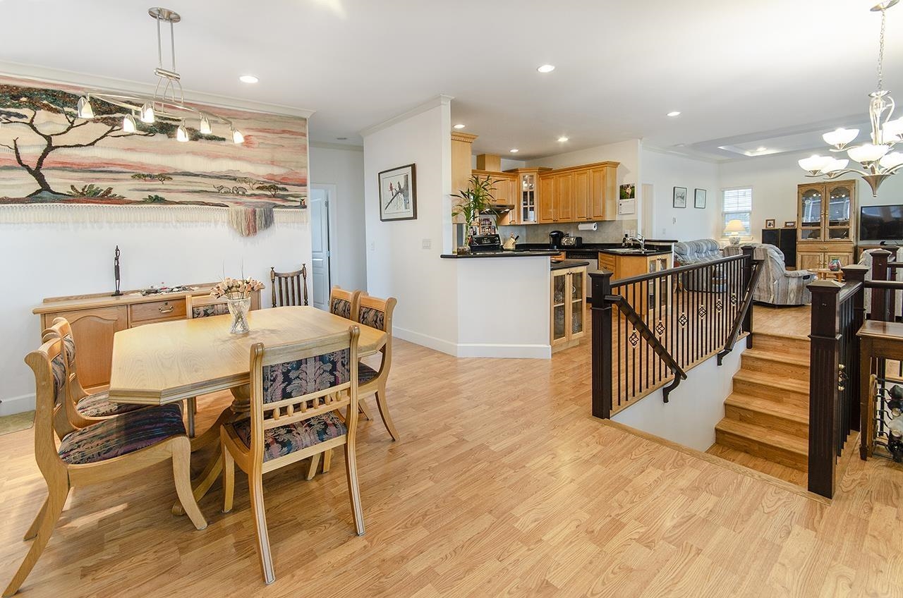 Listing image of 522 E 4TH STREET