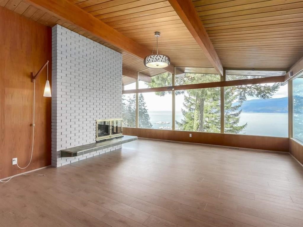 Listing image of 5122 MARINE DRIVE