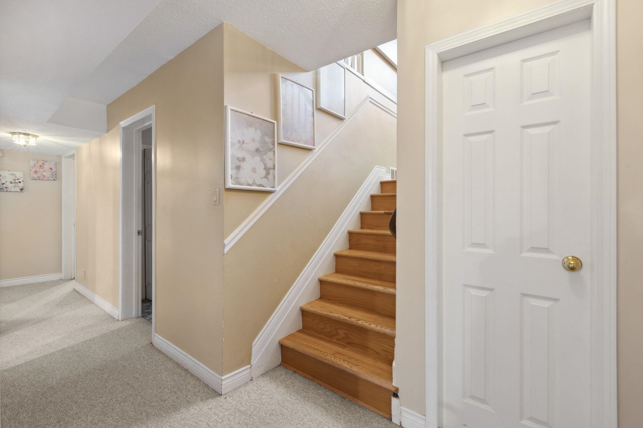 Listing image of 1645 TAYLOR WAY