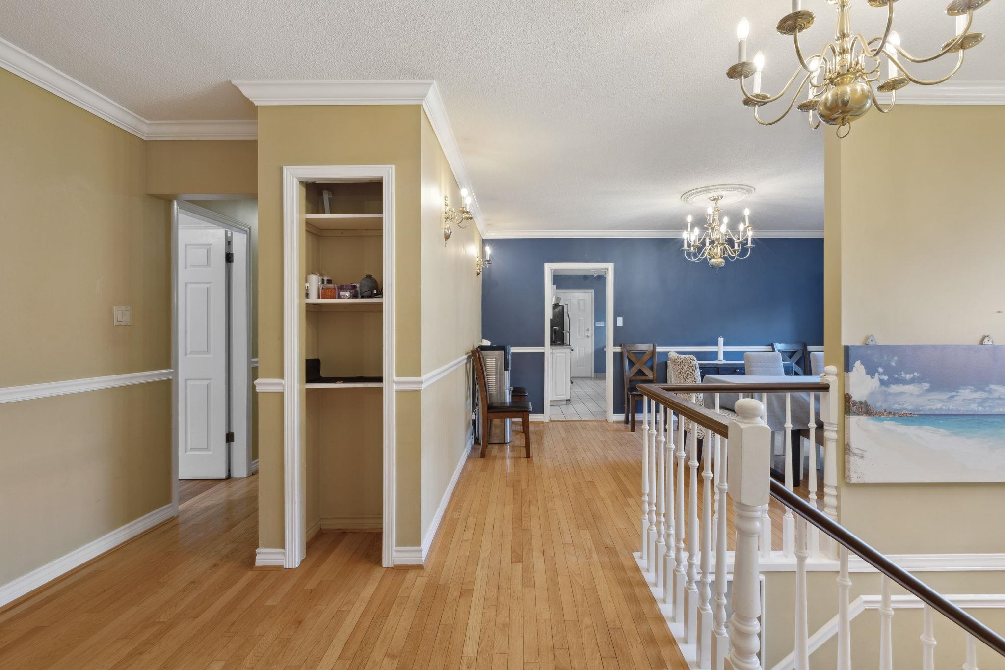 Listing image of 1645 TAYLOR WAY
