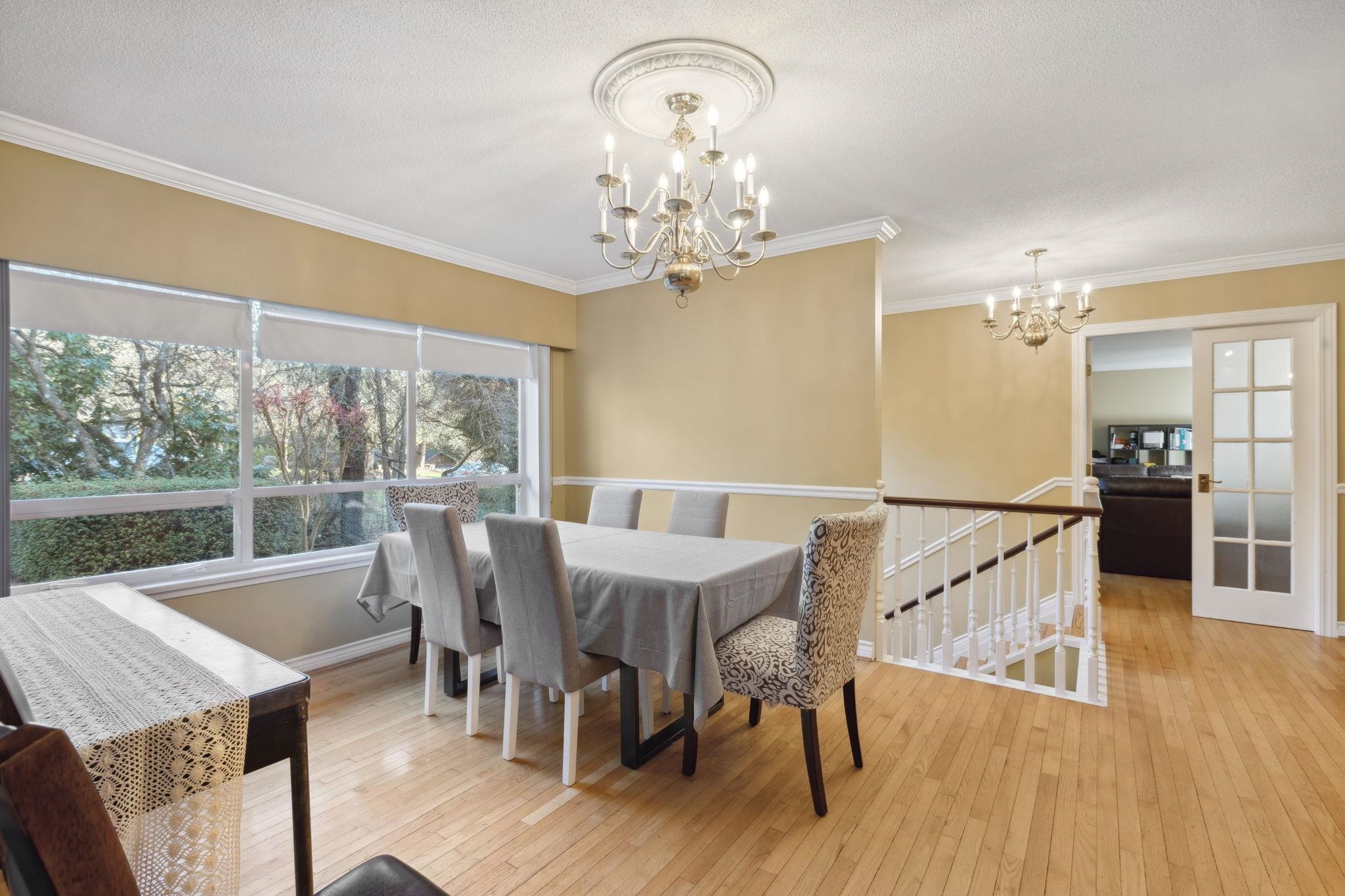 Listing image of 1645 TAYLOR WAY