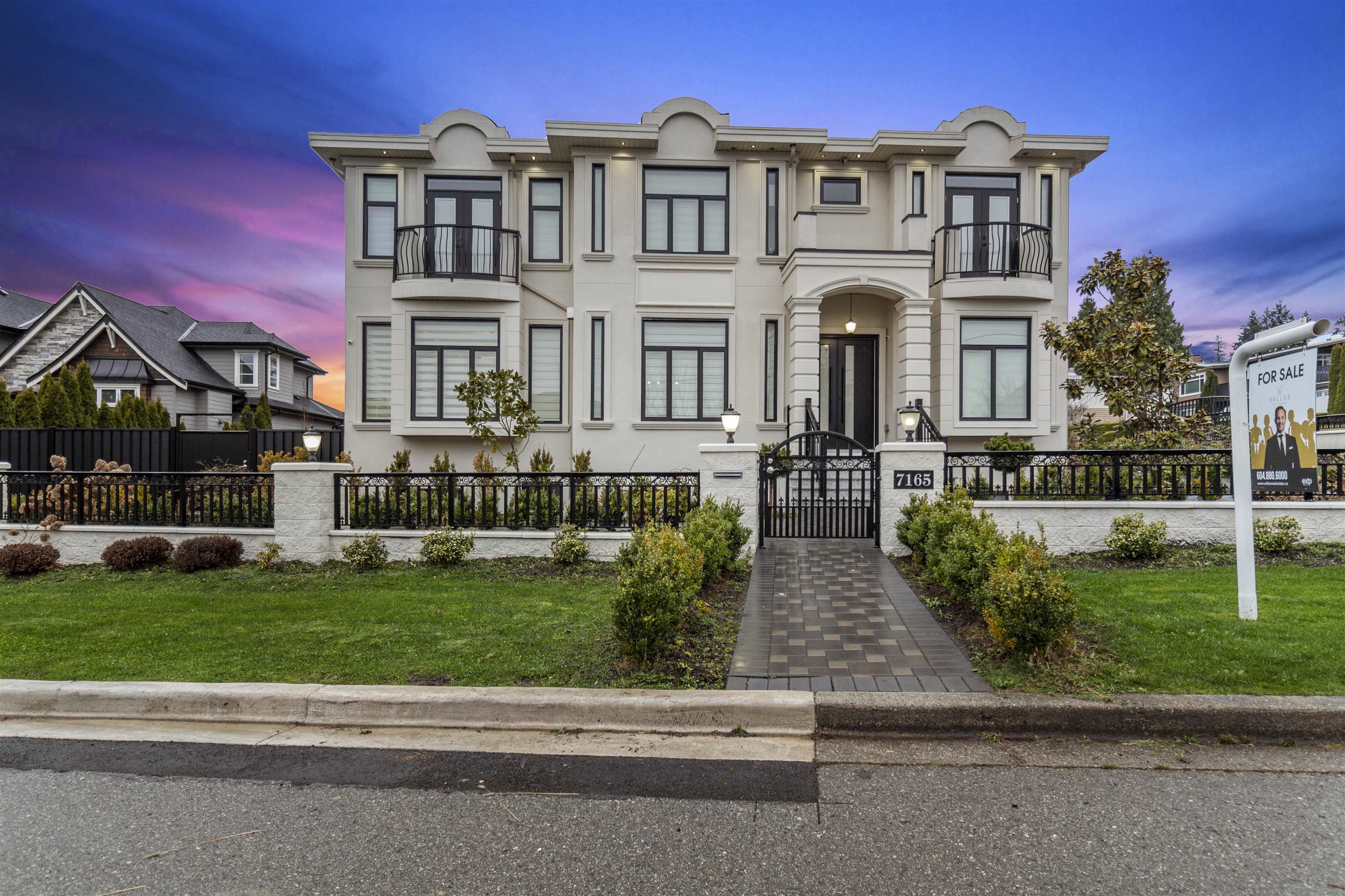 Montecito House/Single Family for sale:  10 bedroom 4,461 sq.ft. (Listed 2025-01-15)