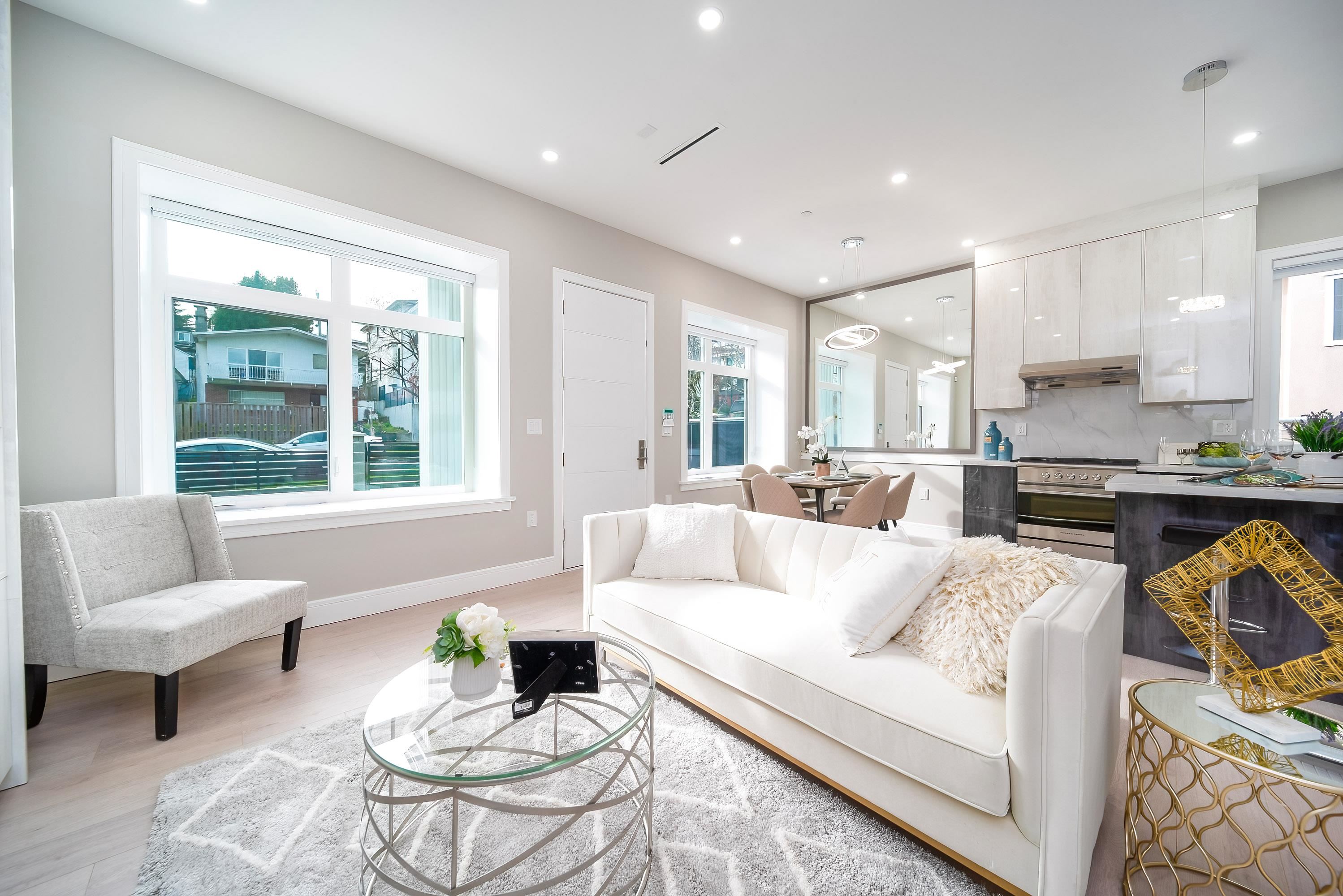 Listing image of 5352 LANARK STREET