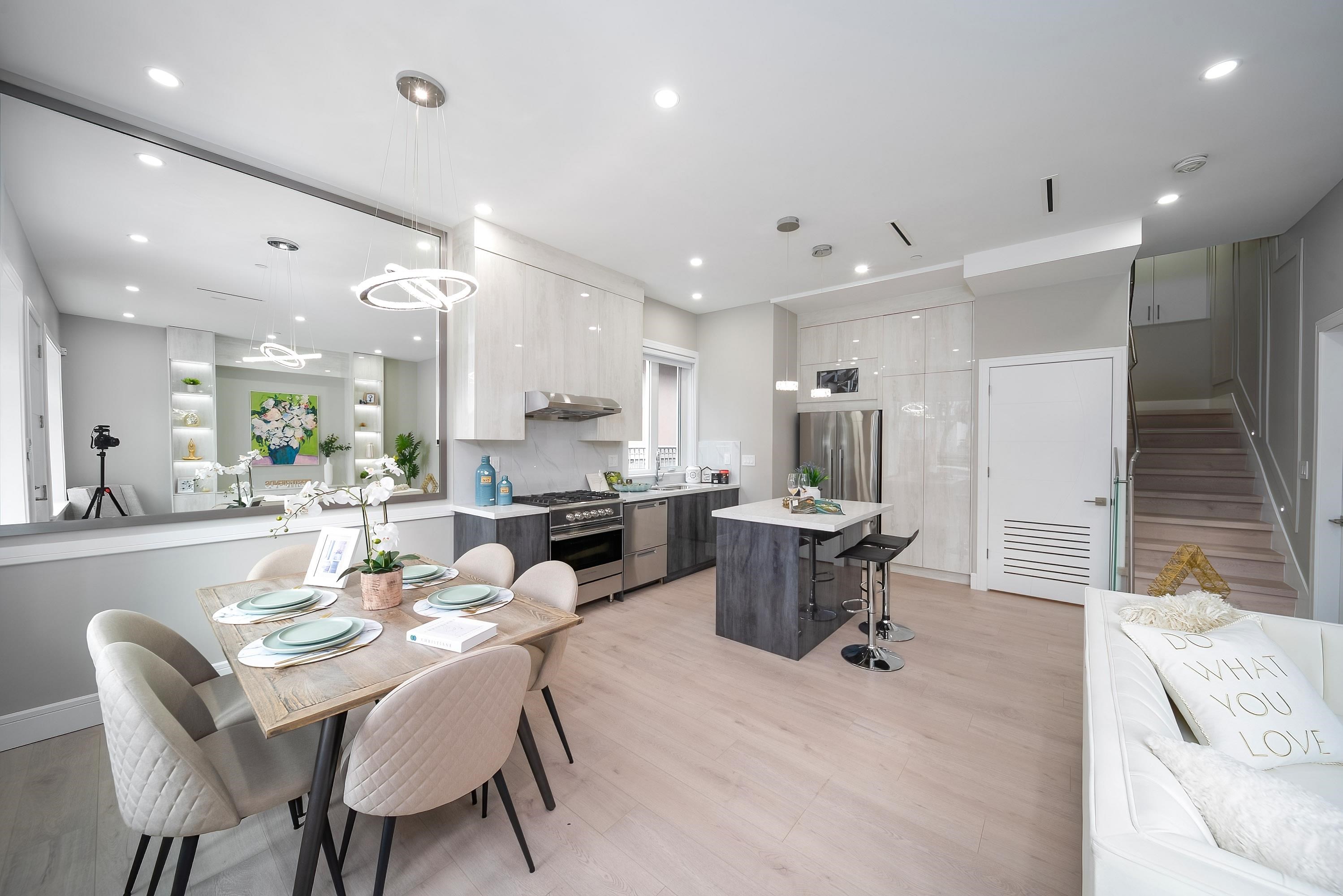 Listing image of 5352 LANARK STREET