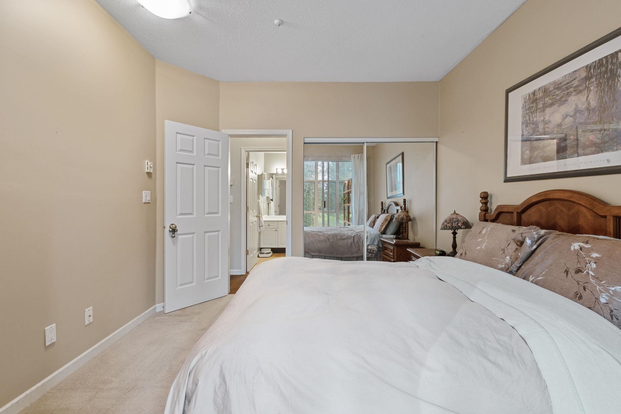 Listing image of 201 630 ROCHE POINT DRIVE