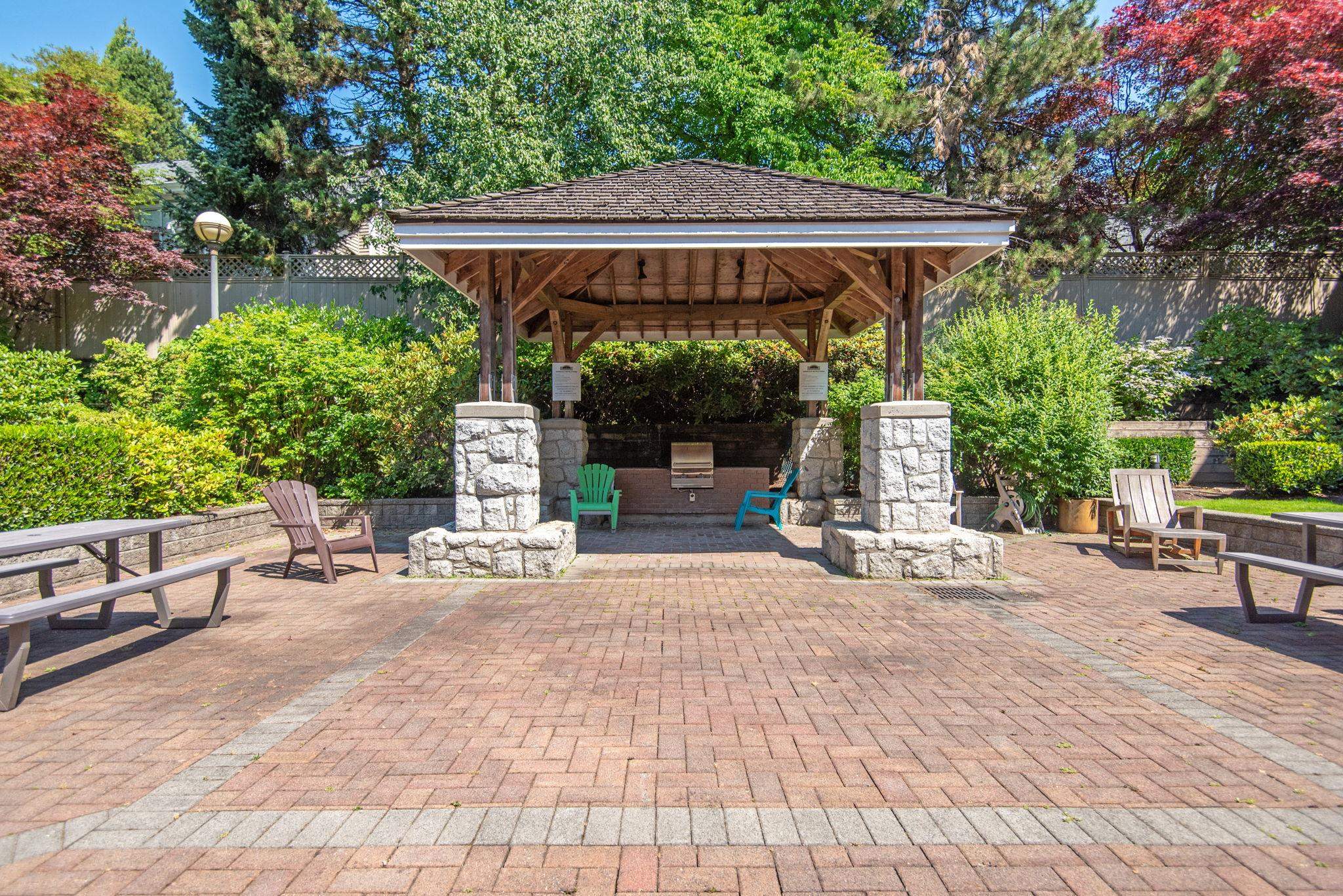 Listing image of 201 630 ROCHE POINT DRIVE