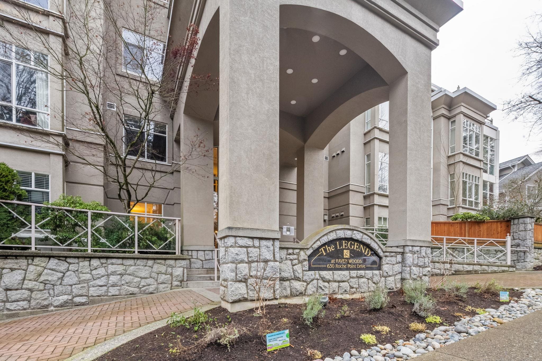 Listing image of 201 630 ROCHE POINT DRIVE