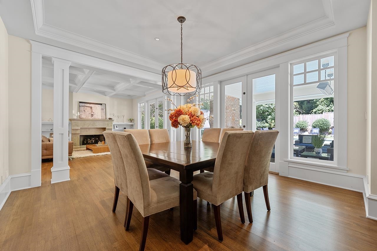 Listing image of 2991 ROSEBERY AVENUE