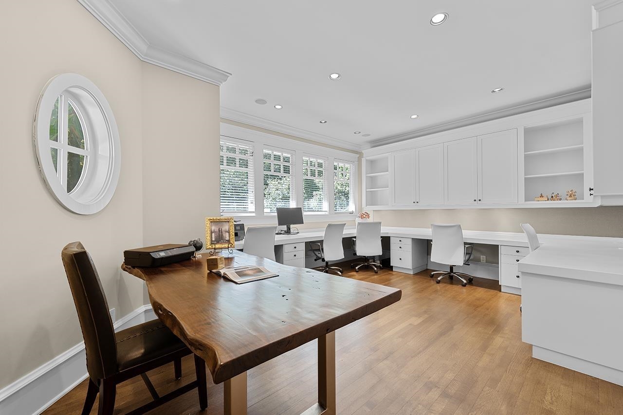 Listing image of 2991 ROSEBERY AVENUE