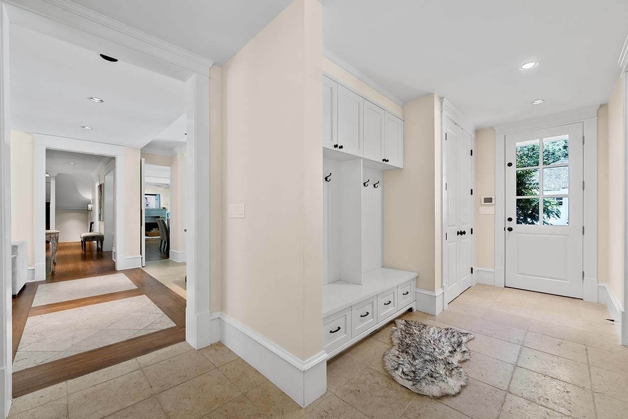 Listing image of 2991 ROSEBERY AVENUE