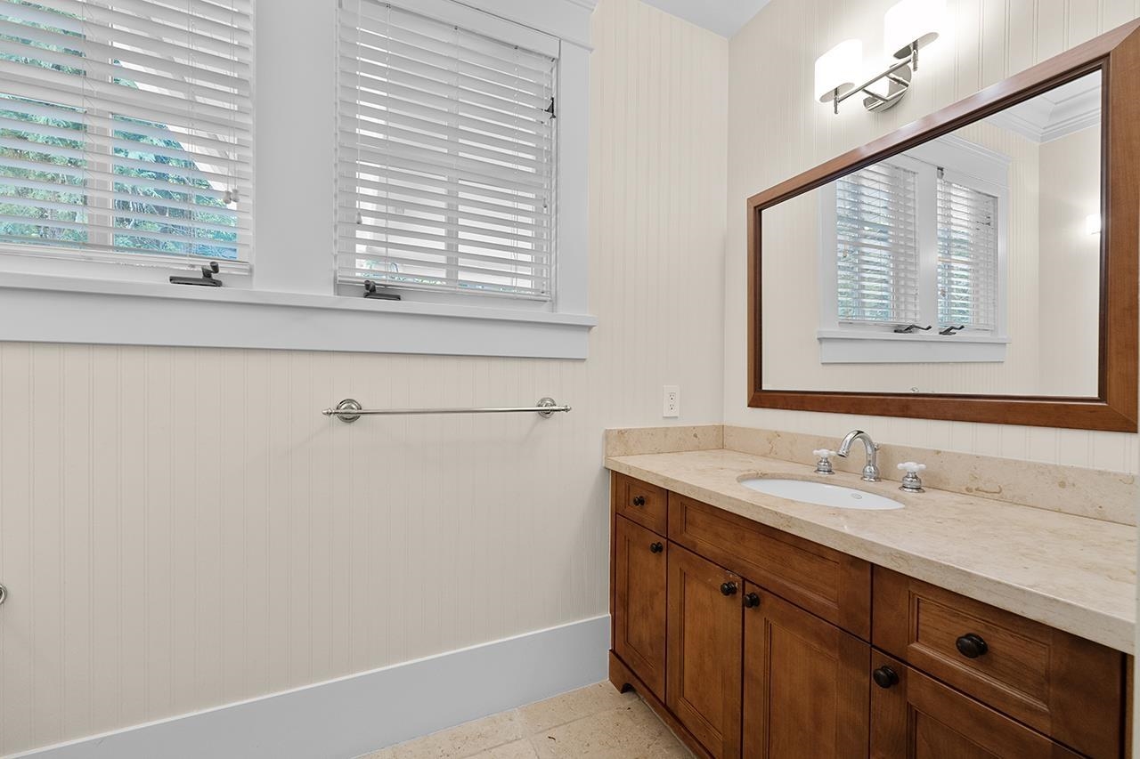 Listing image of 2991 ROSEBERY AVENUE
