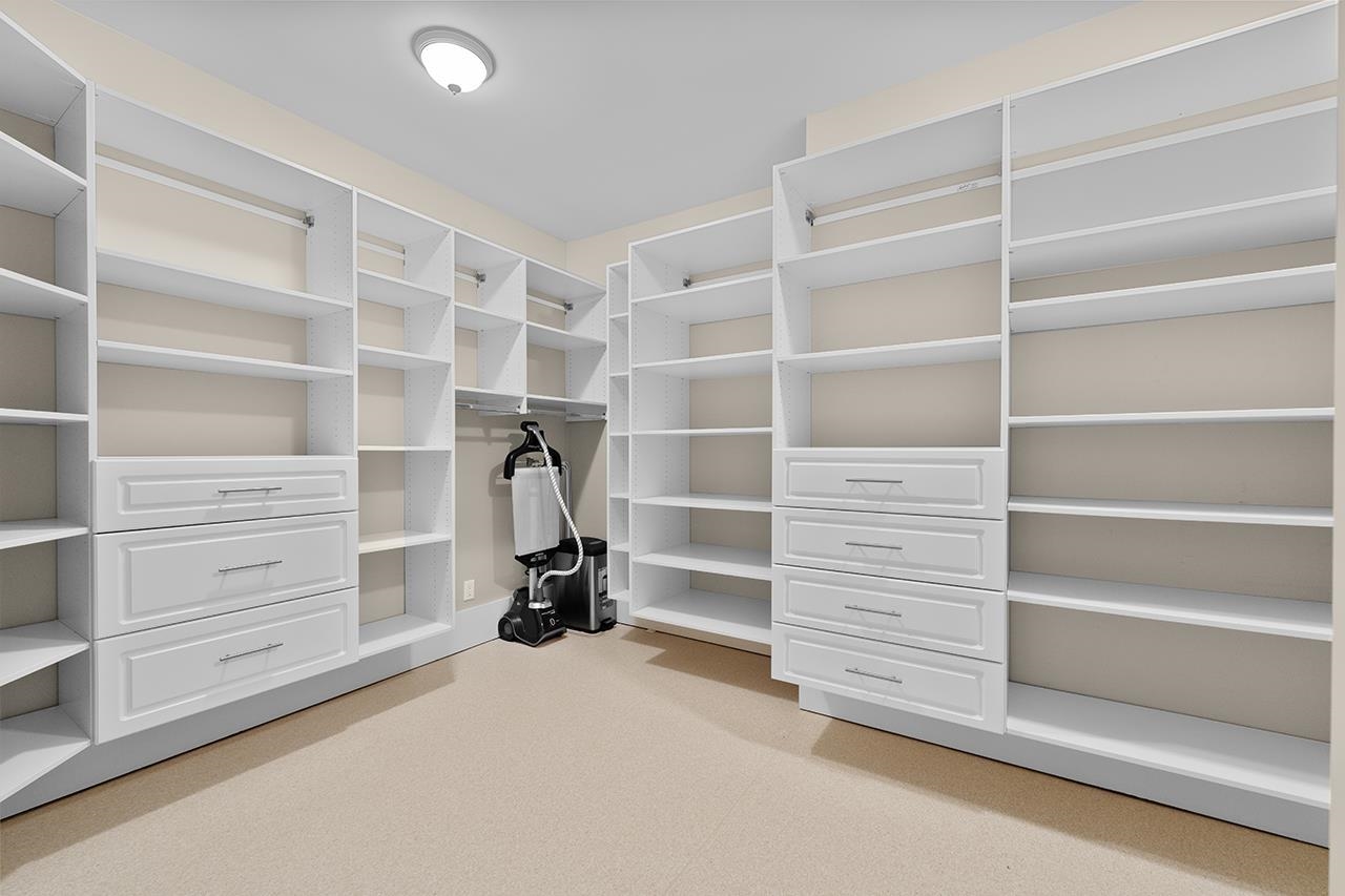 Listing image of 2991 ROSEBERY AVENUE