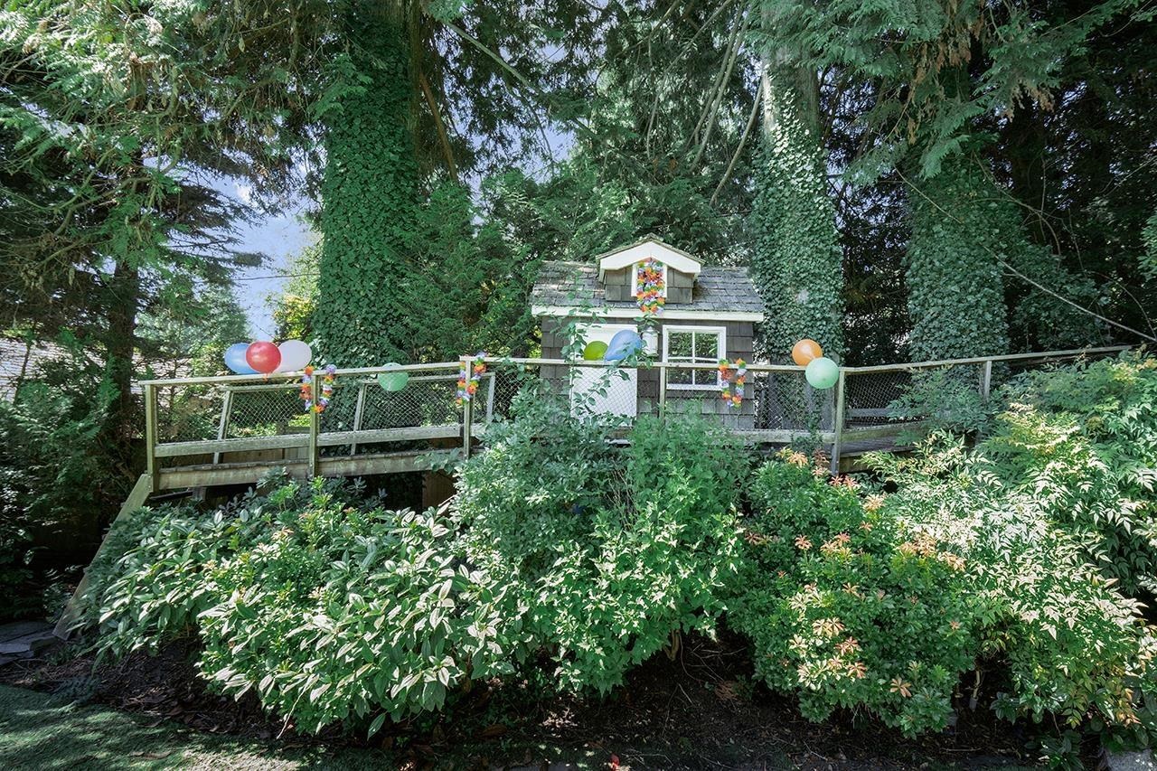 Listing image of 2991 ROSEBERY AVENUE