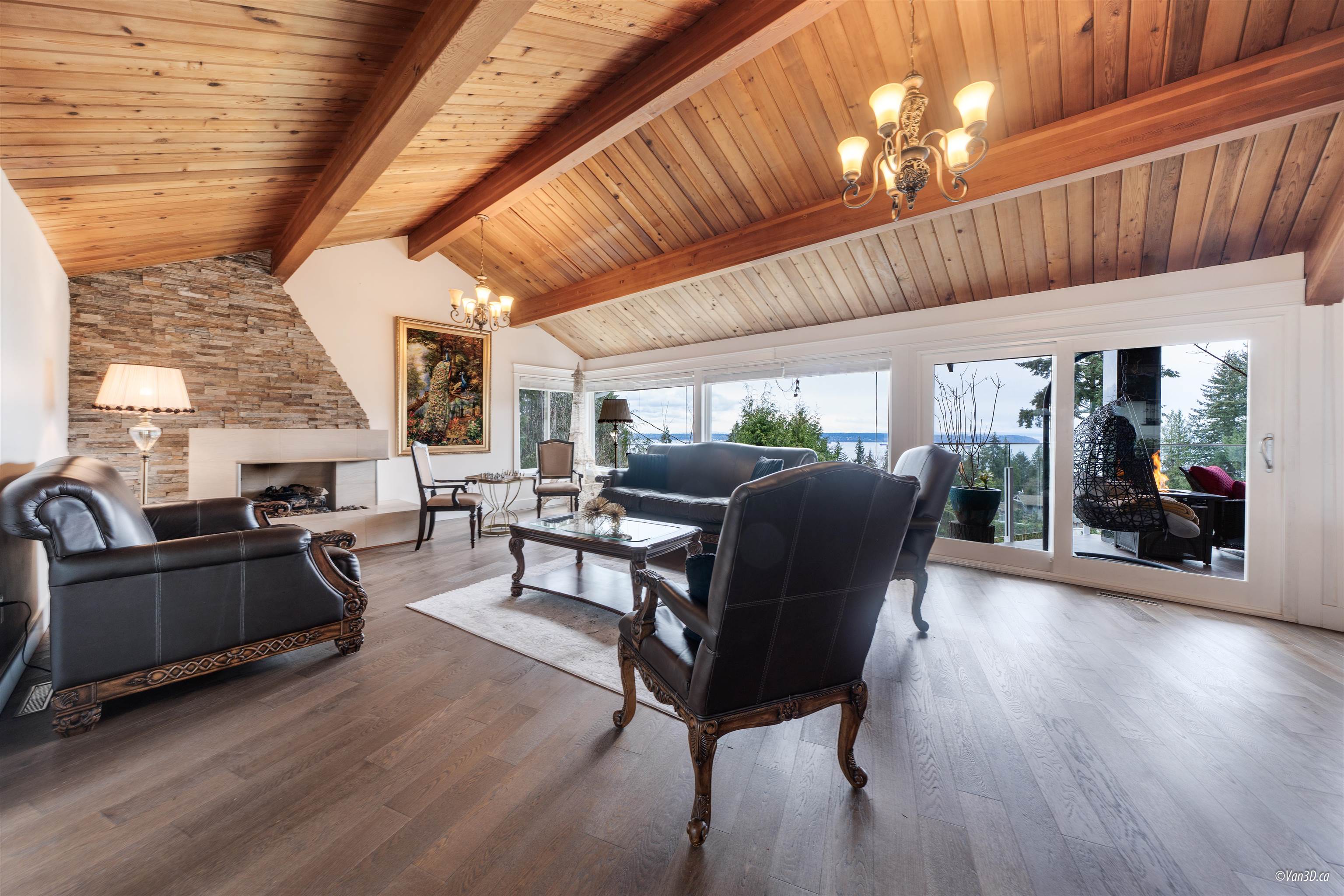 Listing image of 2939 ALTAMONT PLACE