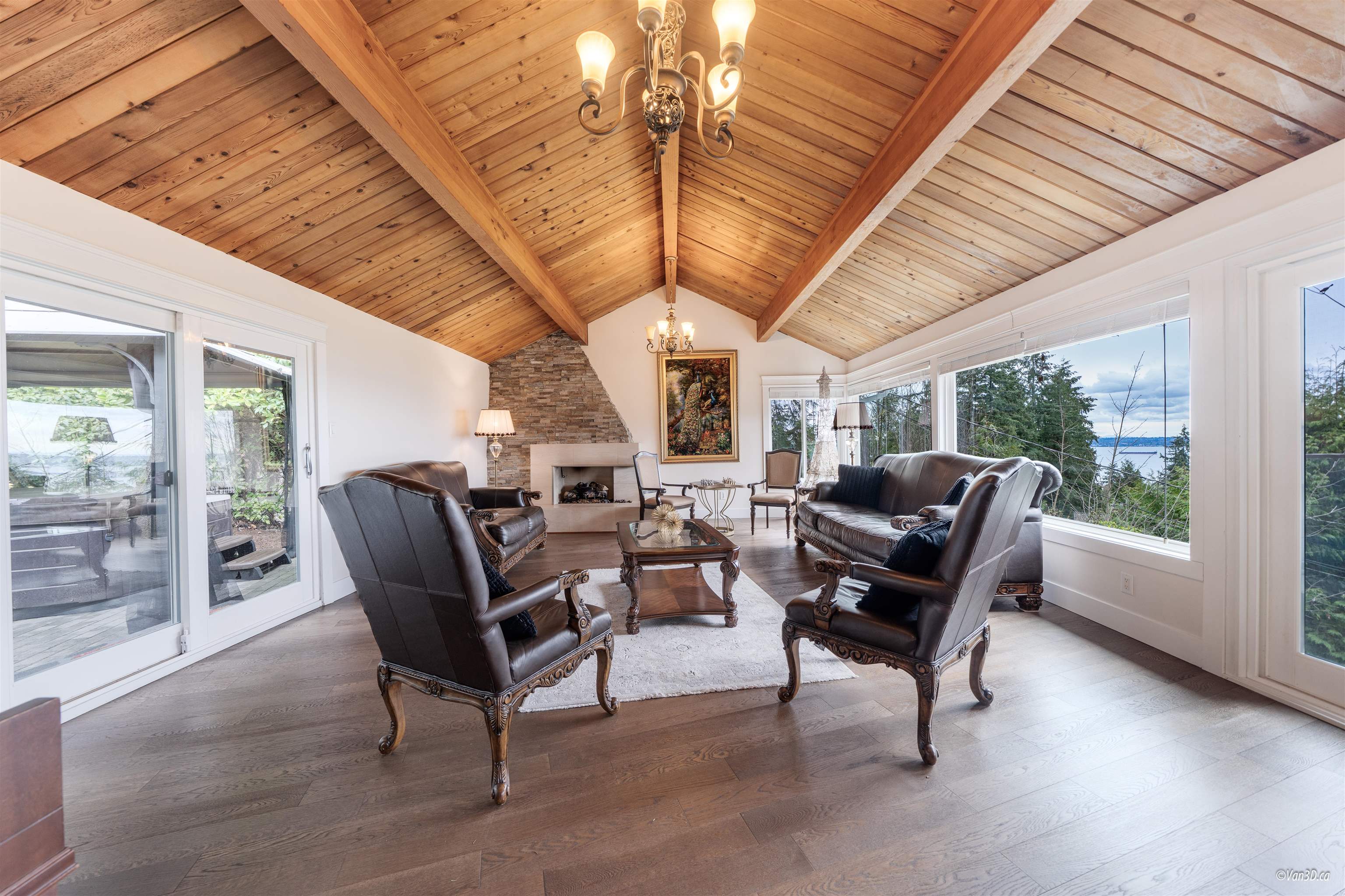 Listing image of 2939 ALTAMONT PLACE