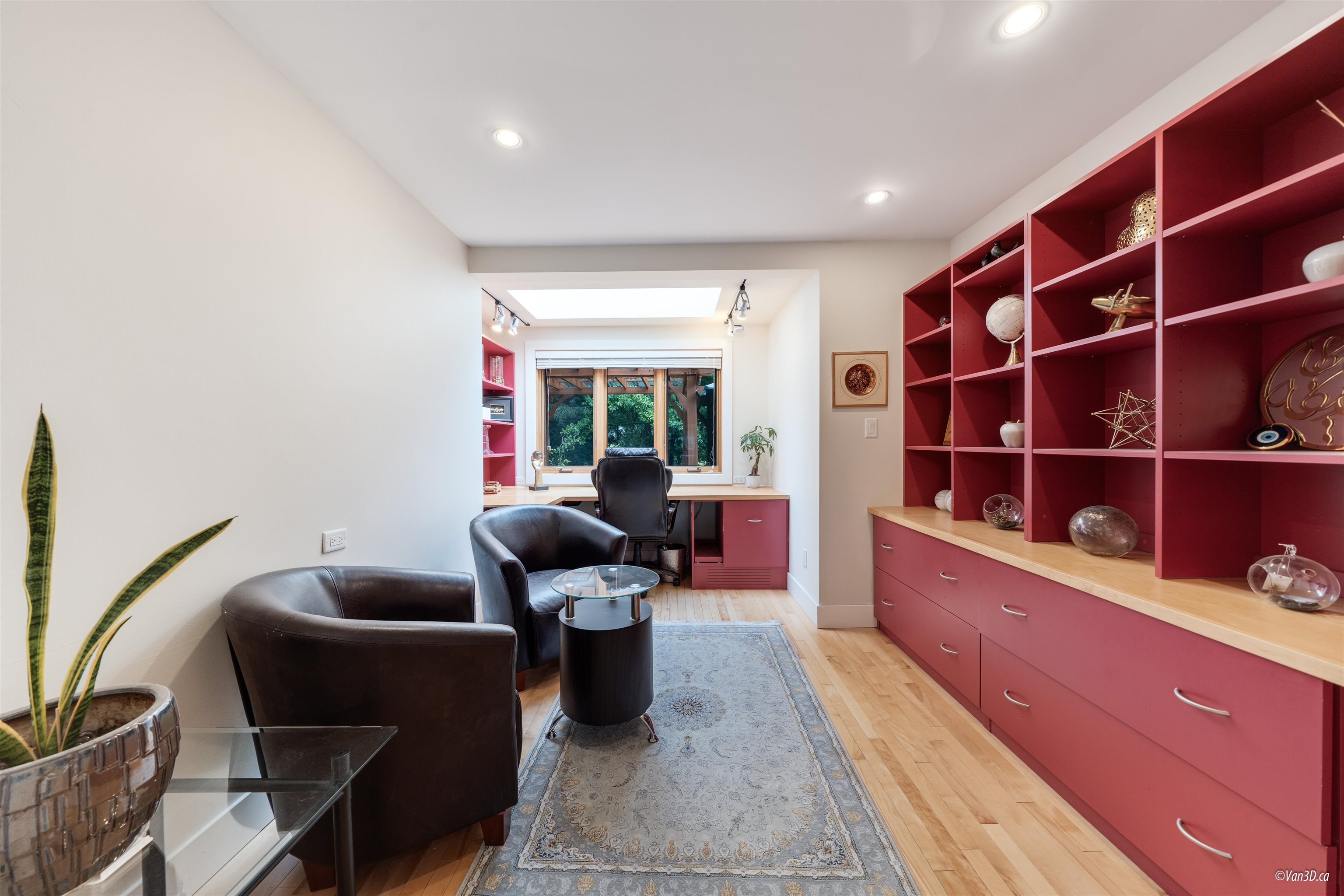 Listing image of 2939 ALTAMONT PLACE