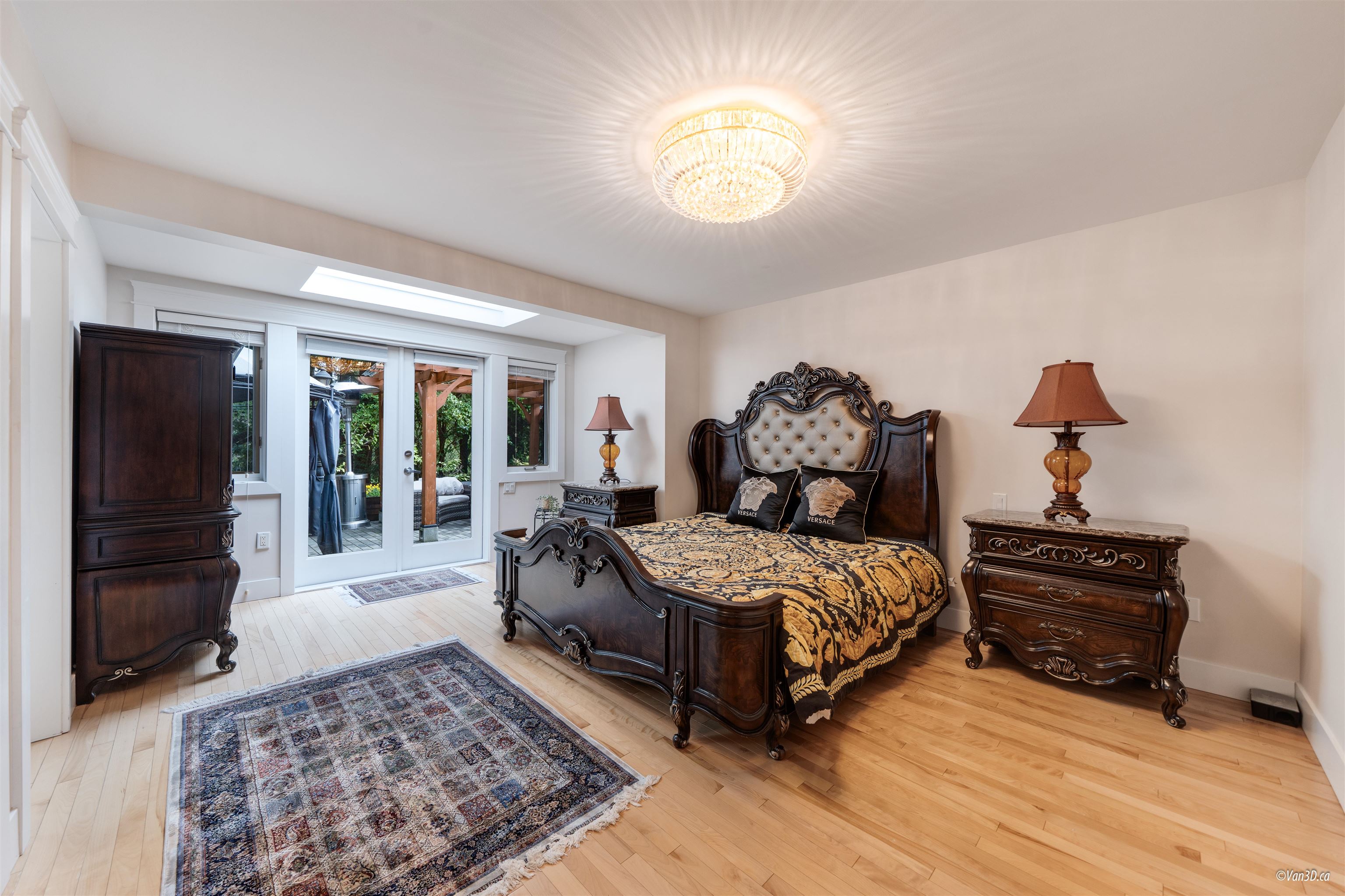 Listing image of 2939 ALTAMONT PLACE