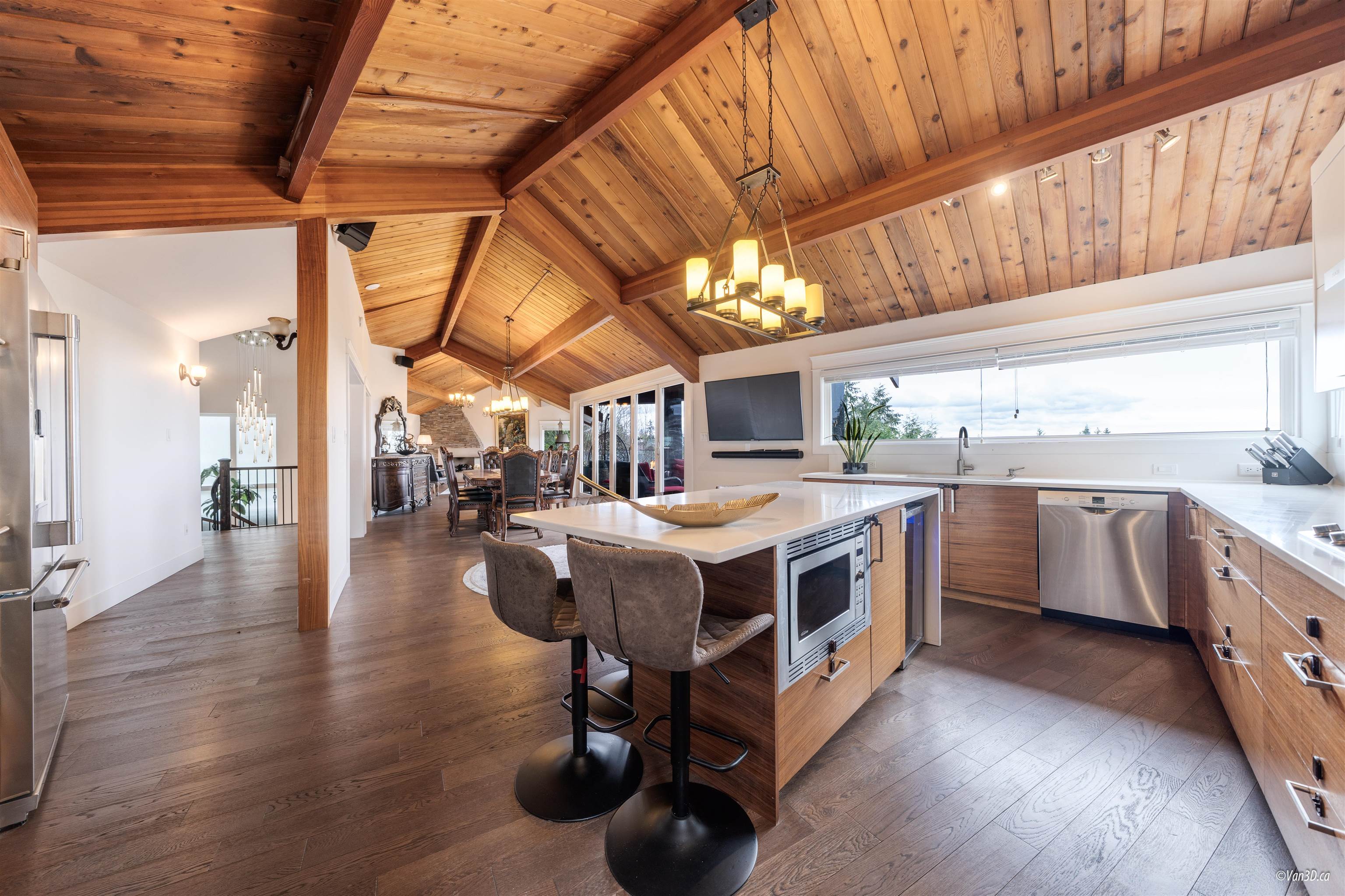 Listing image of 2939 ALTAMONT PLACE