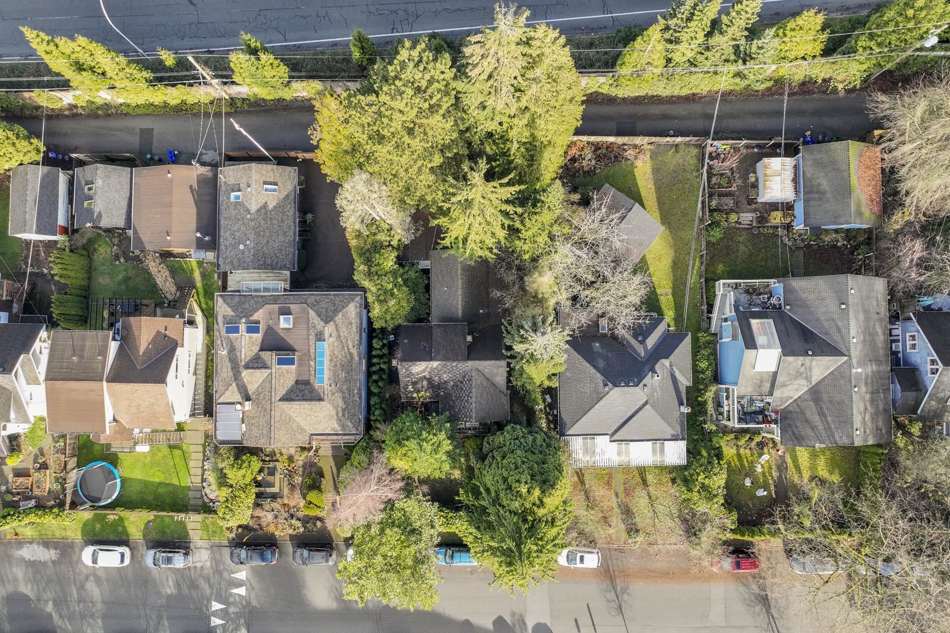 Listing image of 234 E 24TH STREET