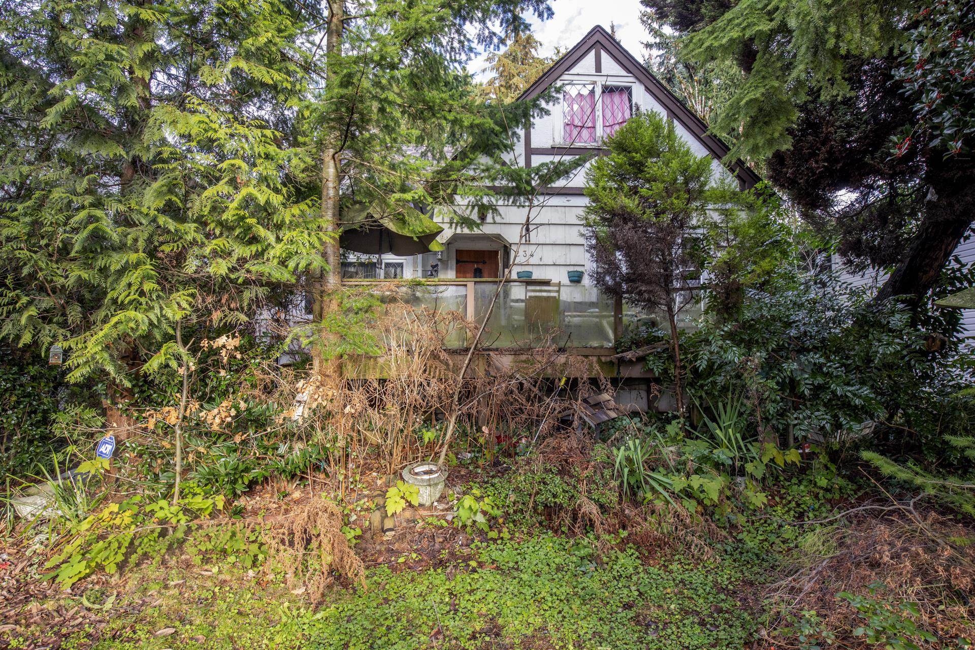 Listing image of 234 E 24TH STREET