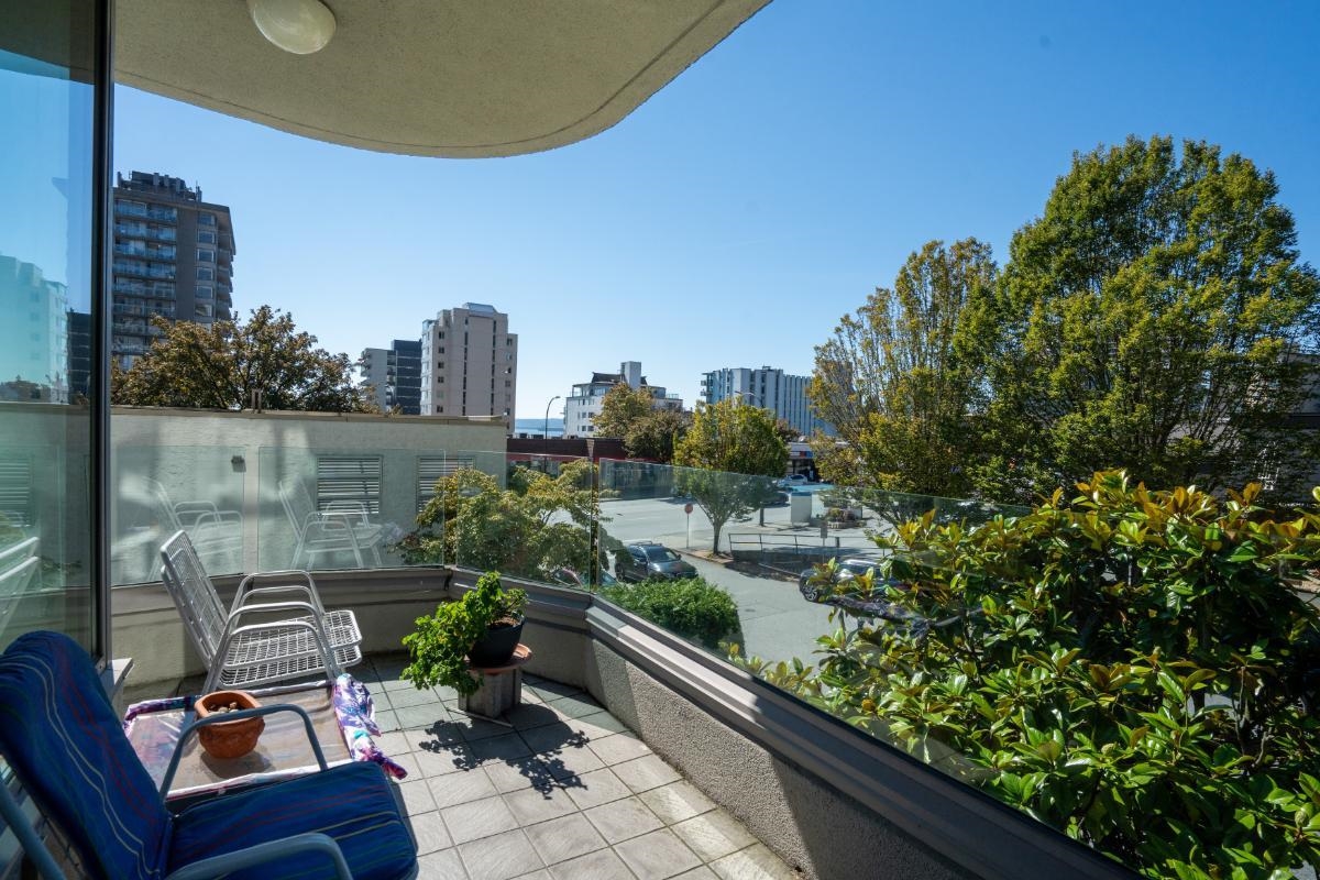 Listing image of 201 570 18TH STREET