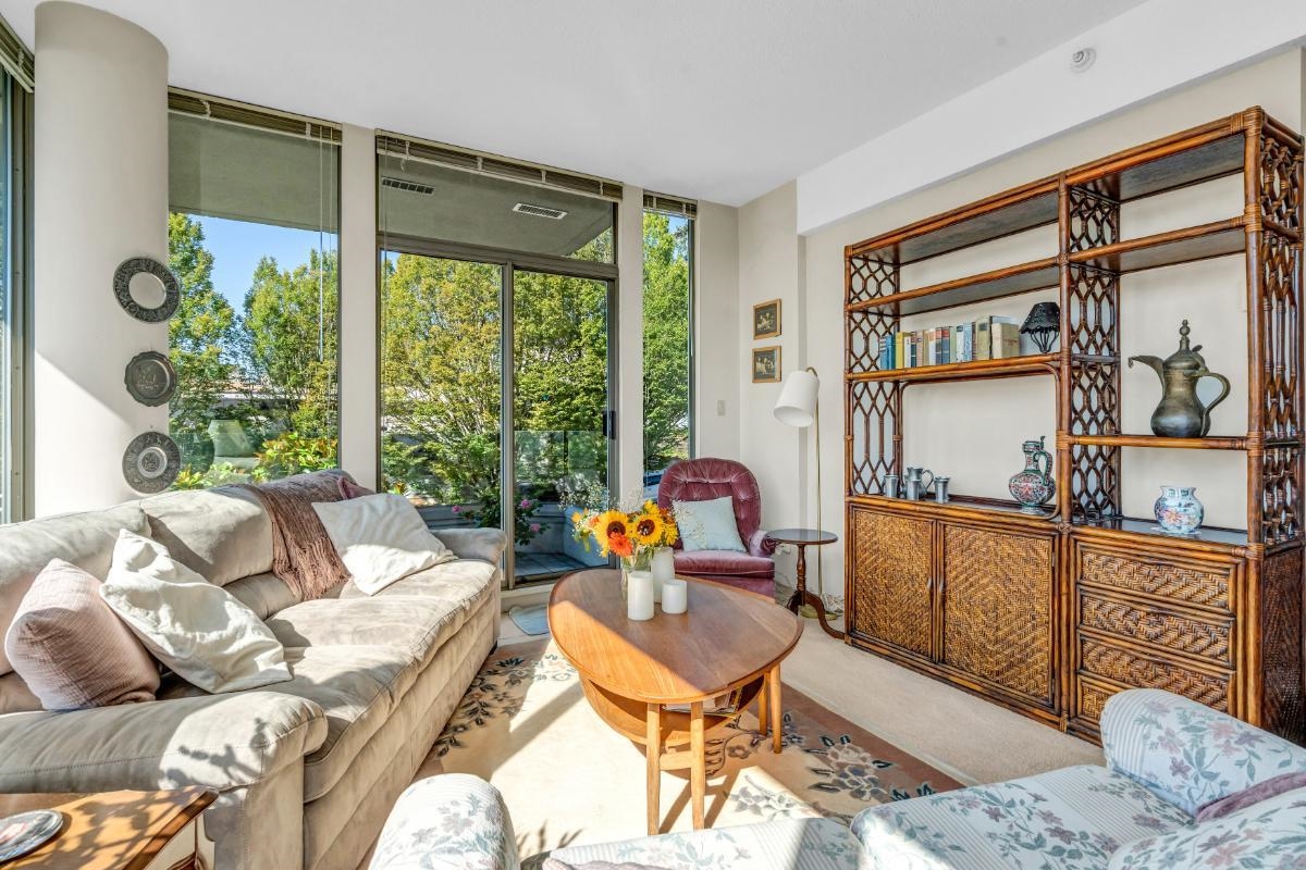 Listing image of 201 570 18TH STREET