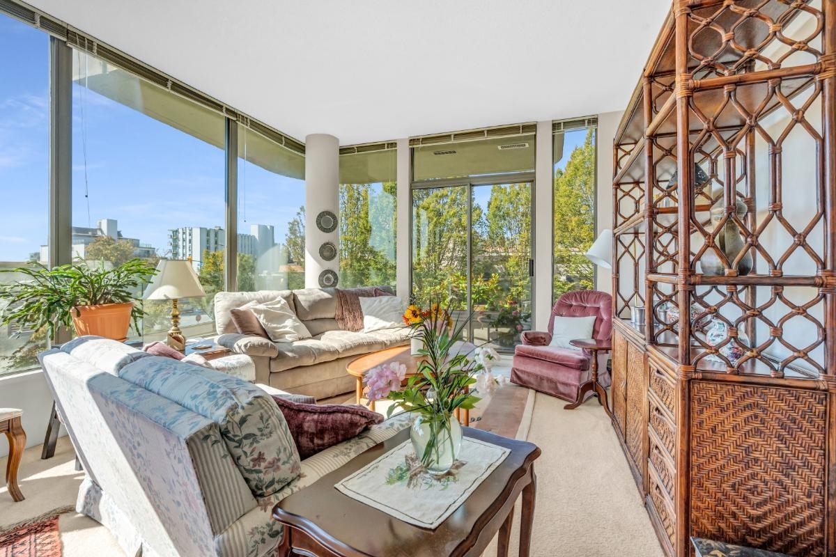 Listing image of 201 570 18TH STREET