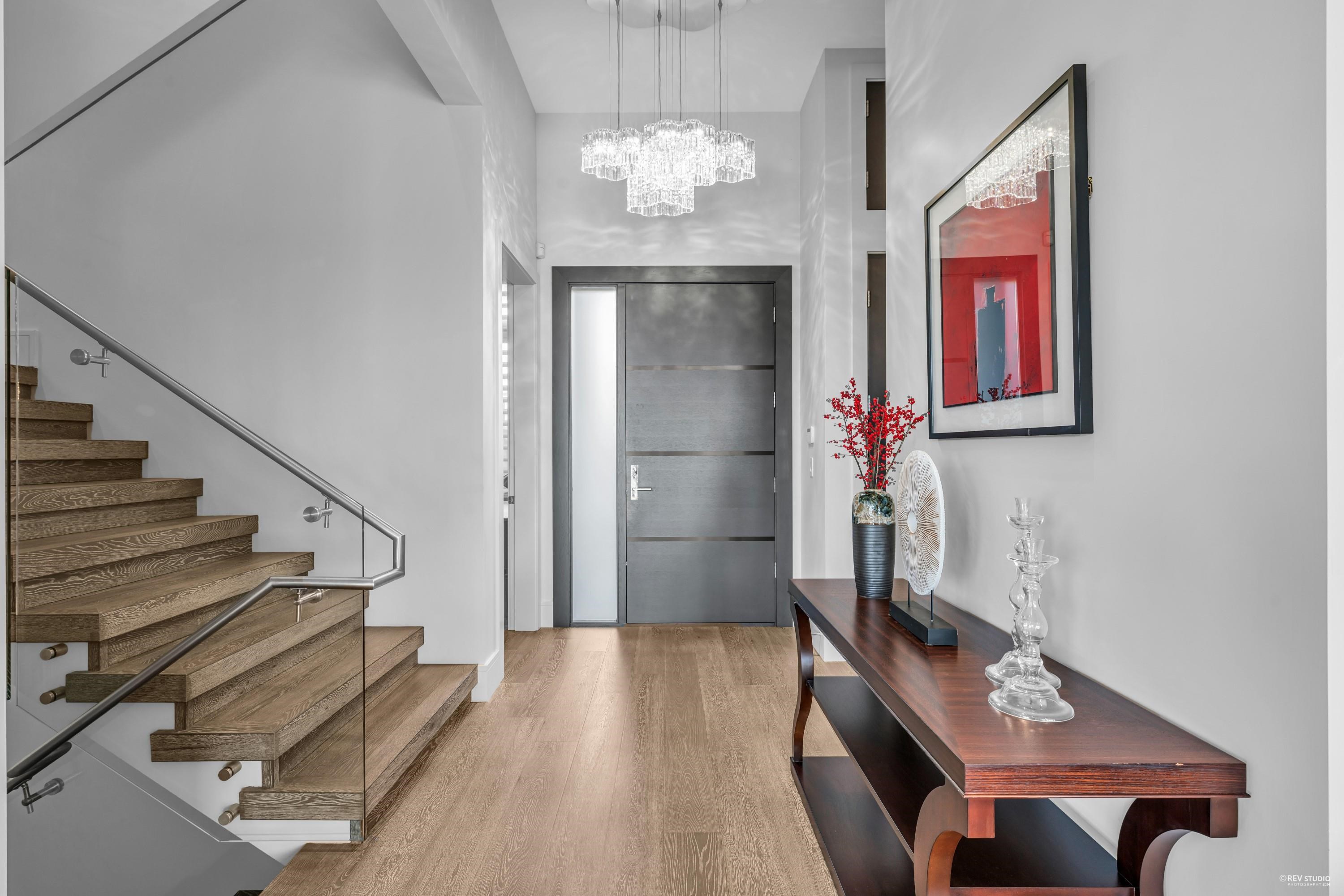 Listing image of 2384 NELSON AVENUE