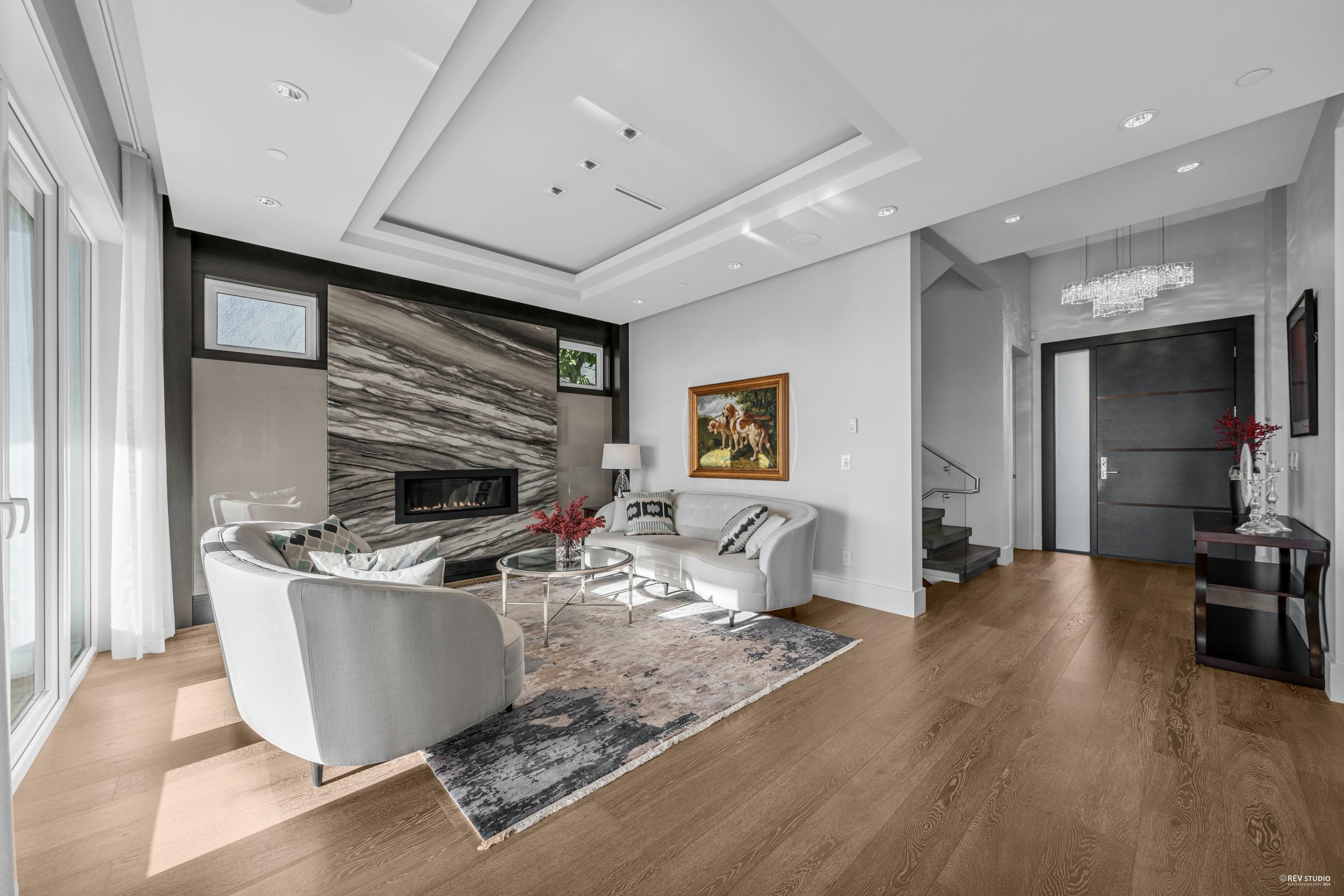 Listing image of 2384 NELSON AVENUE