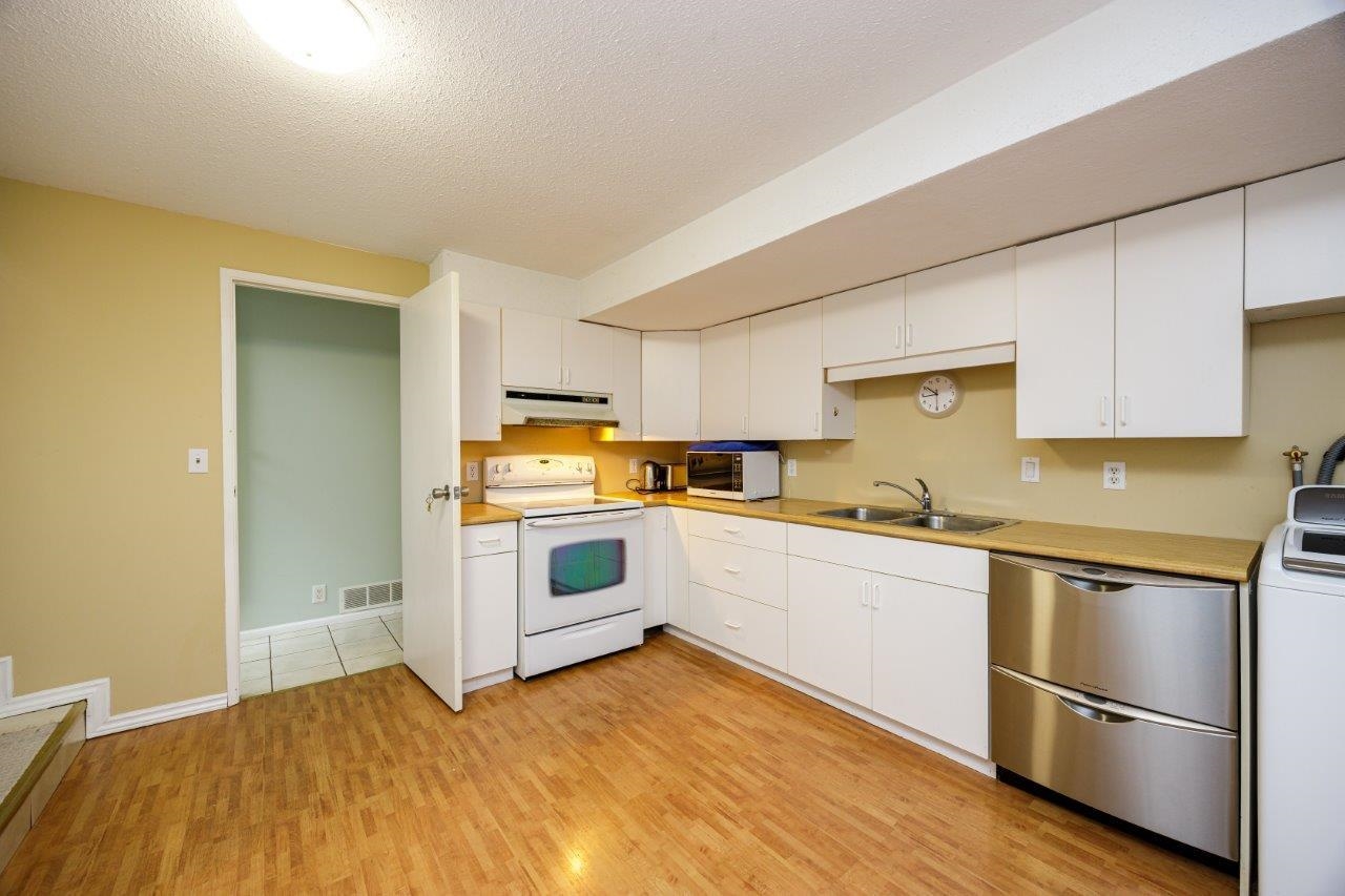 Listing image of 1427 APPIN ROAD