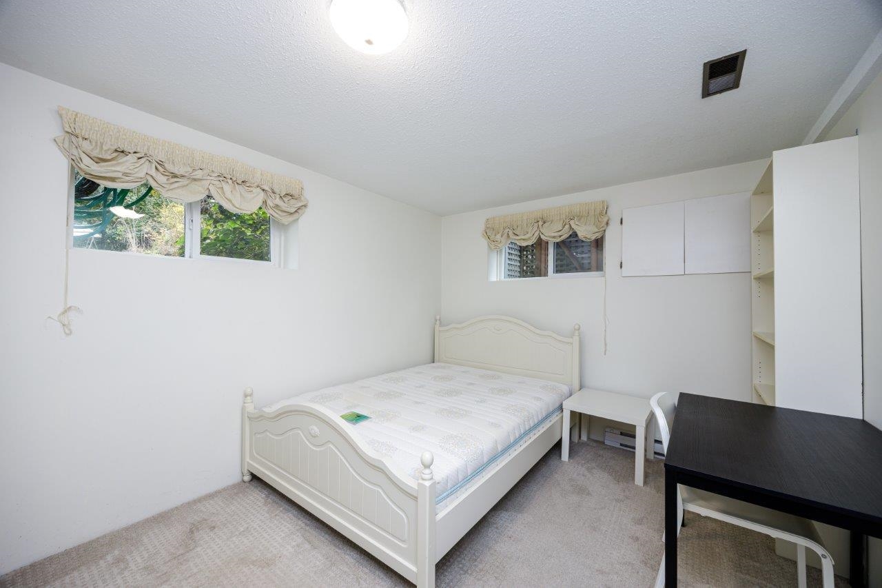 Listing image of 1427 APPIN ROAD
