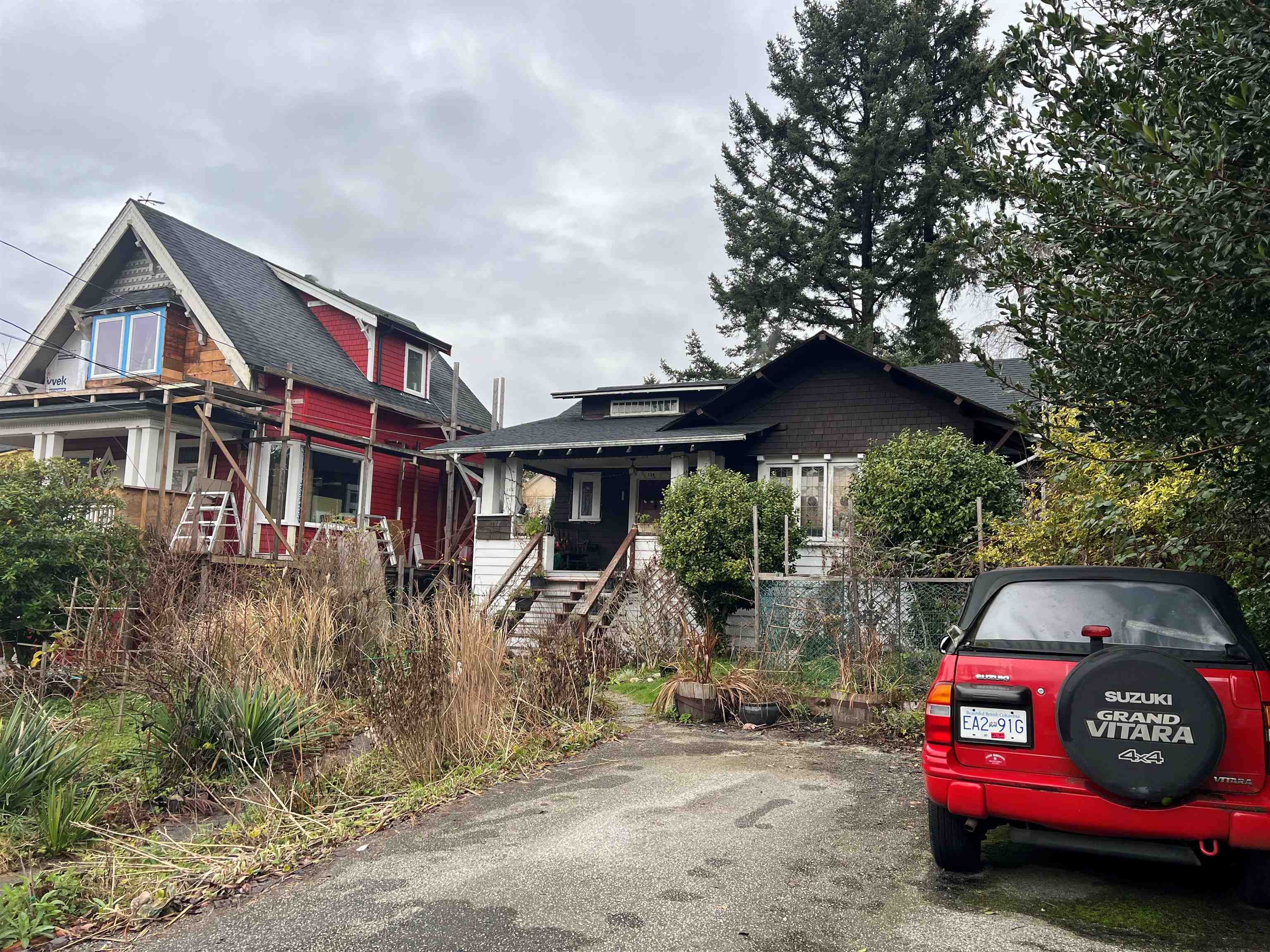 Listing image of 134 W QUEENS ROAD